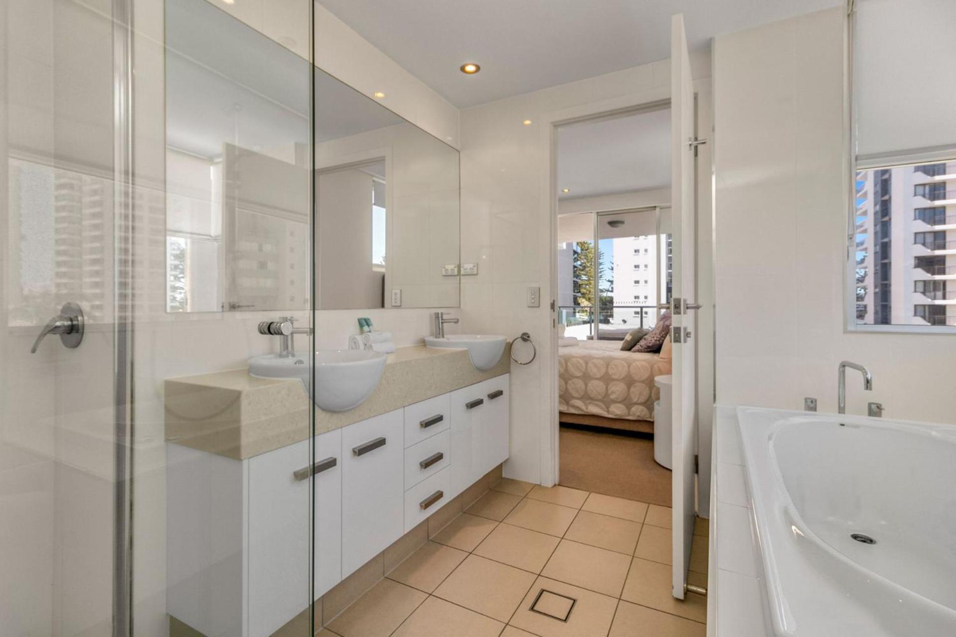 Eden Unit 401 * Gold Coast