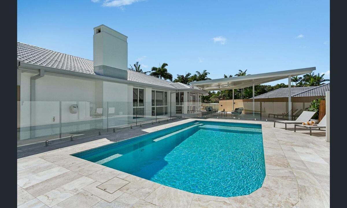 Family Retreat In Burleigh Gold Coast