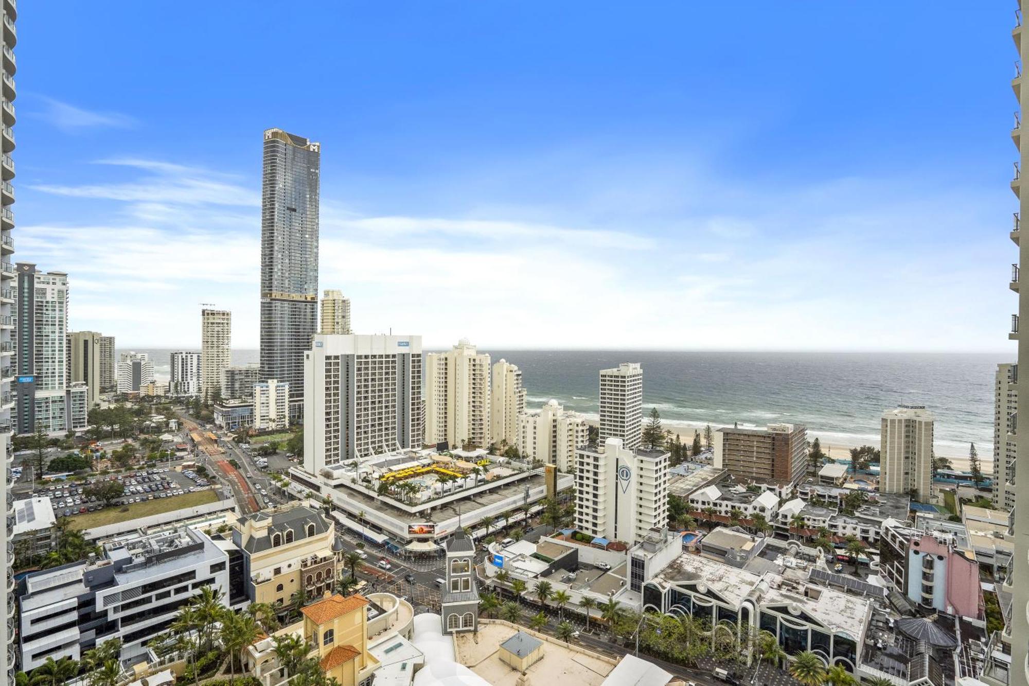 Chevron Renaissance - Qstay