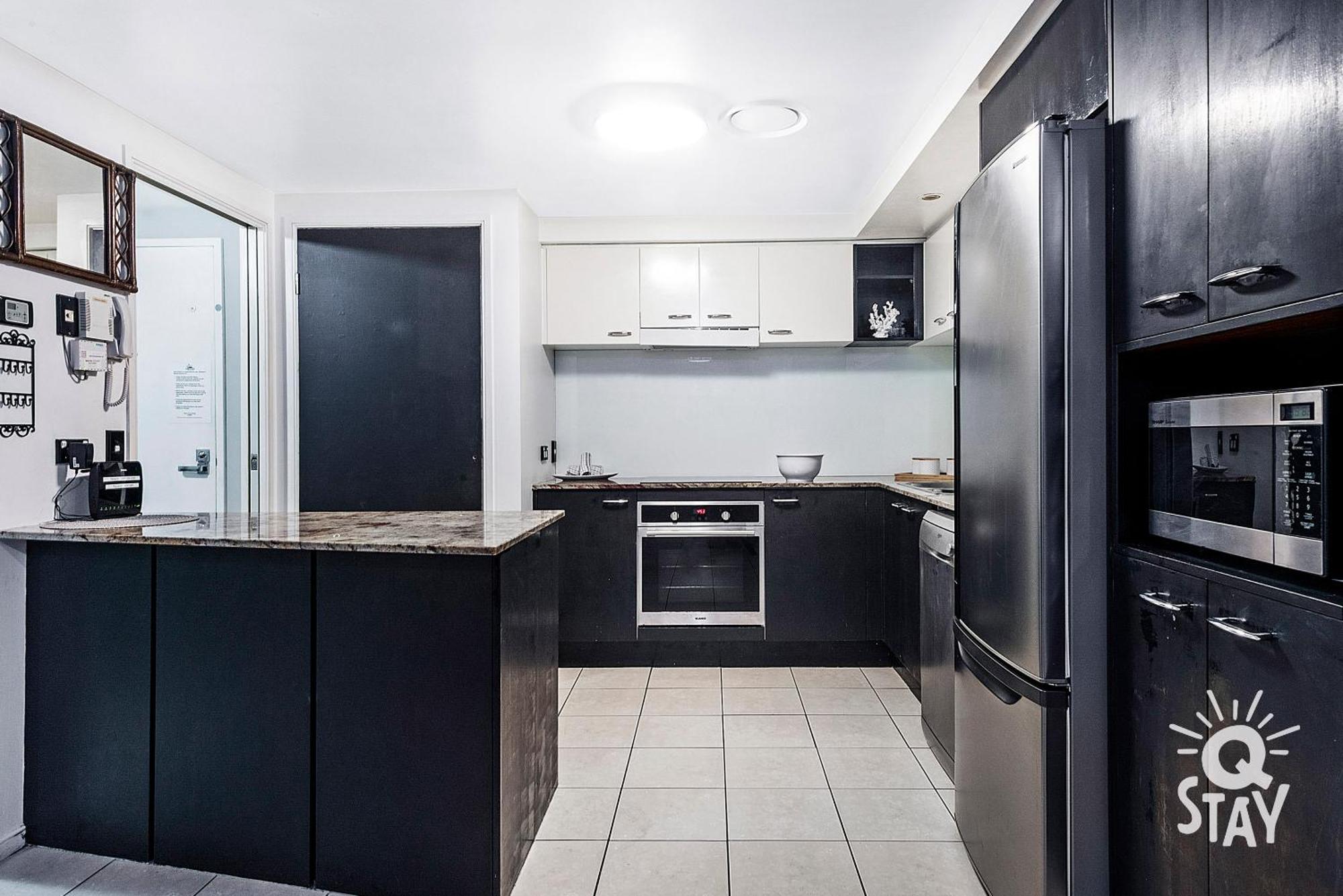 Chevron Renaissance - Qstay Apartment *