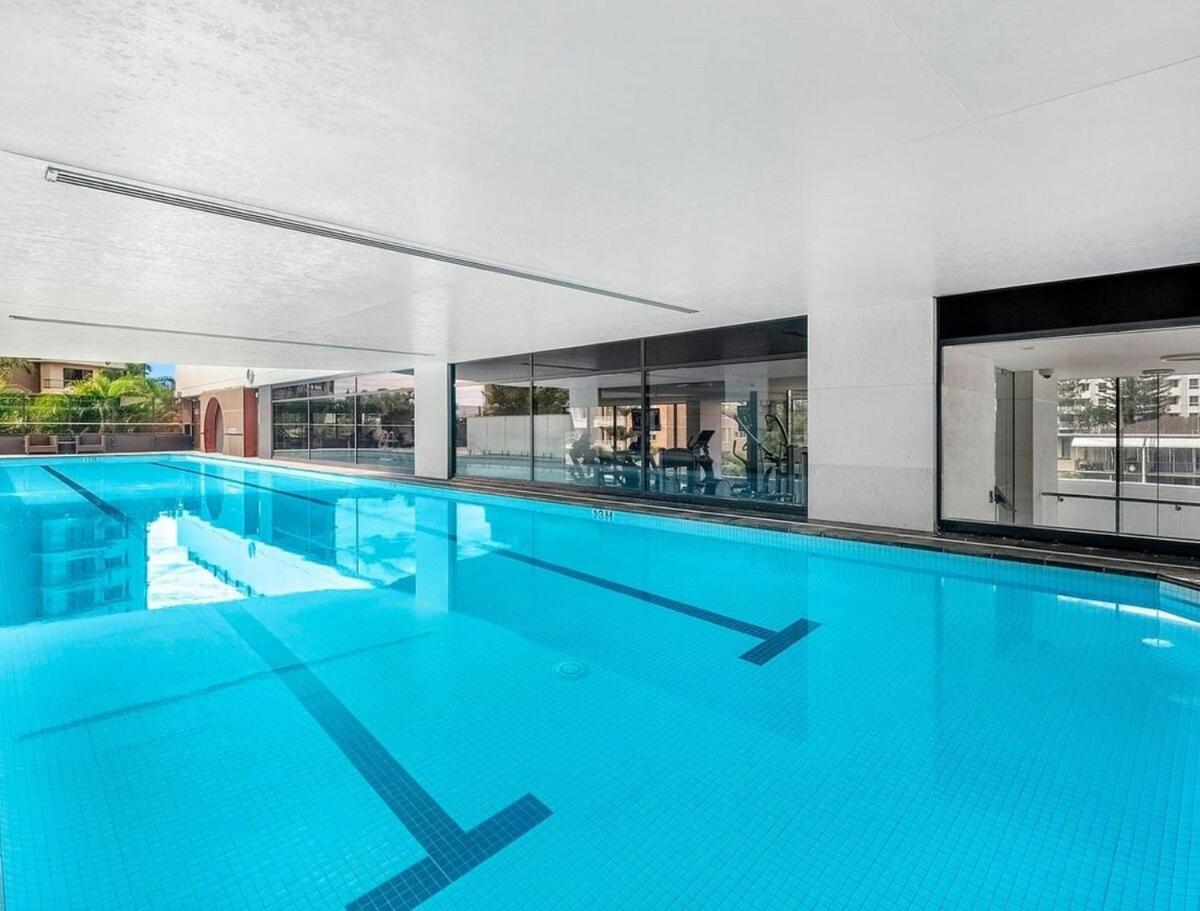 Luxury Broadbeach Escape With A Private Courtyard Gold Coast