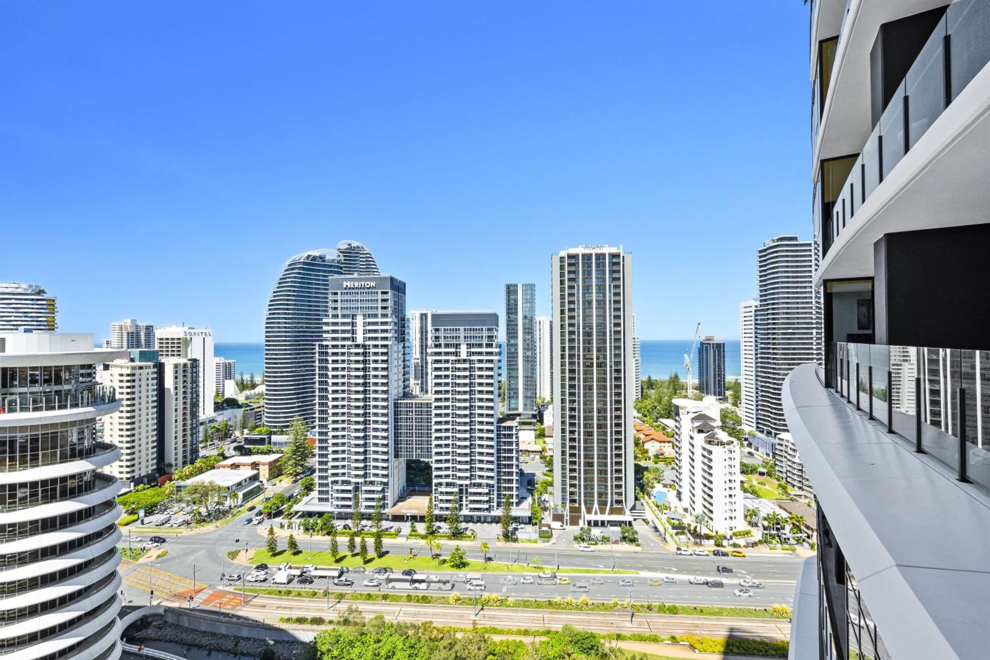 2 Bedroom 1 Bathroom Private At Casino - Paid Parking Only Apartamento *