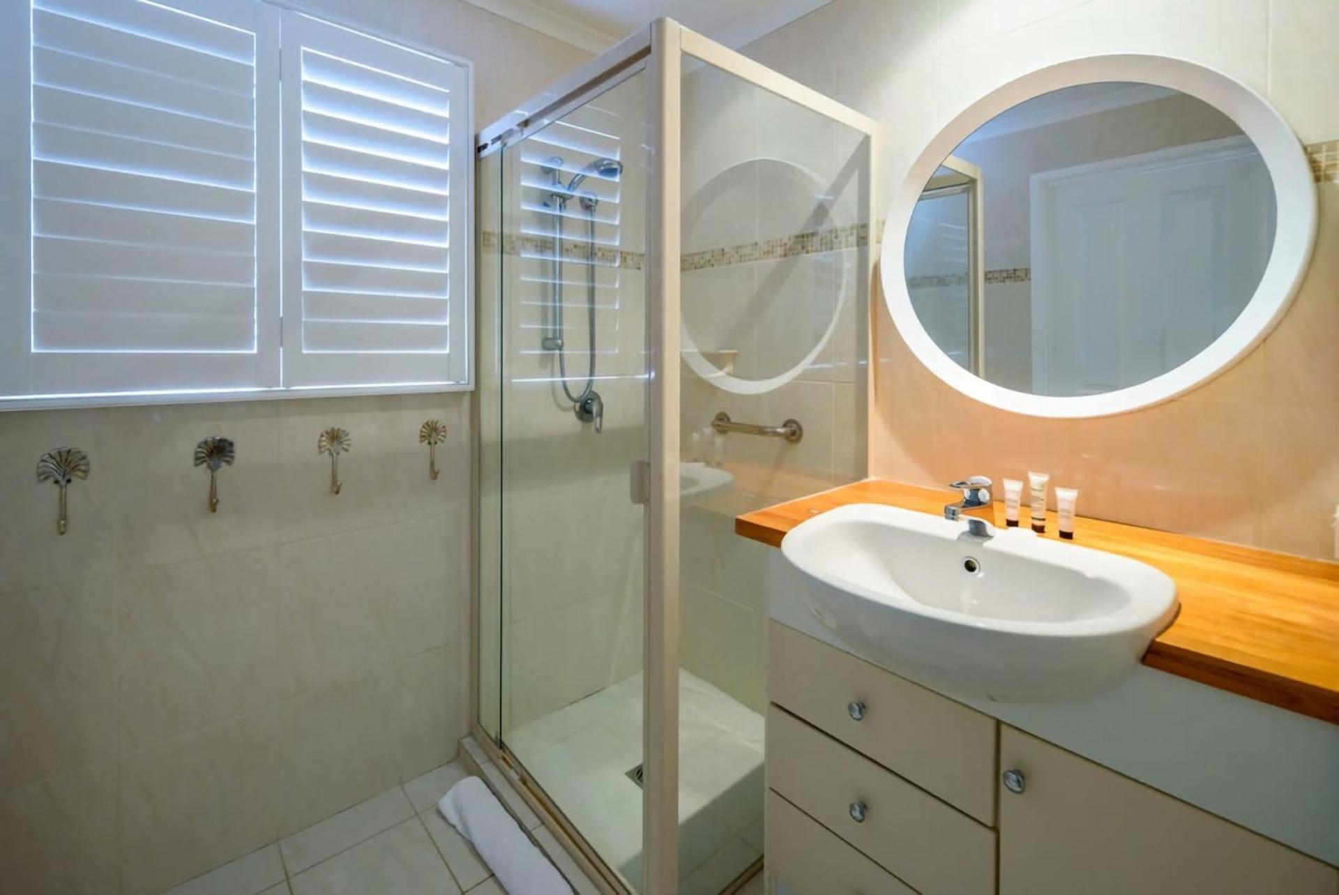Coastal Escape Burleigh Heads *