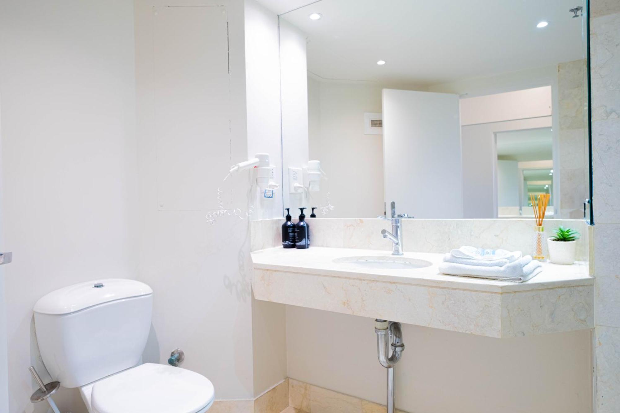 Level 22 Ocean View Gold Coast