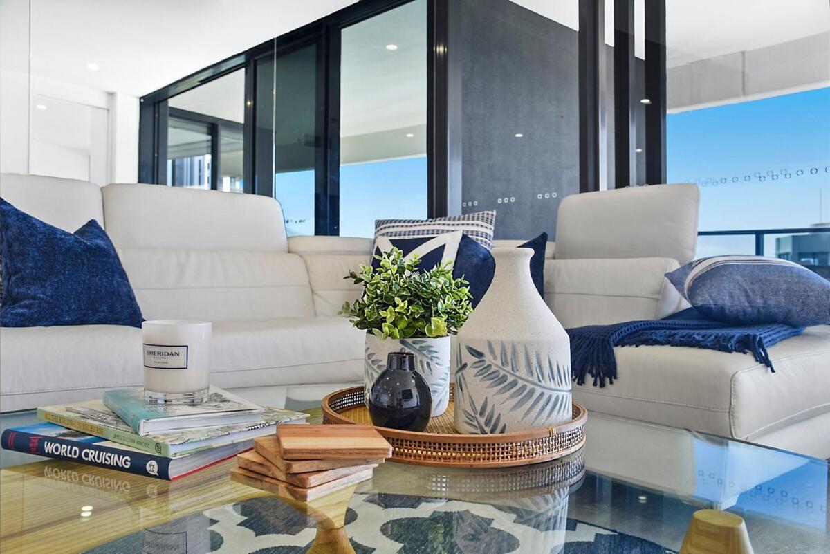 Luxe By The At Oracle 11306 *