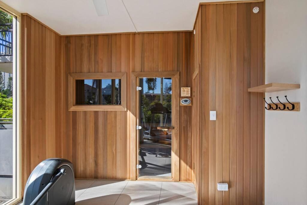 Apartment Serenity In Surfers Paradise *