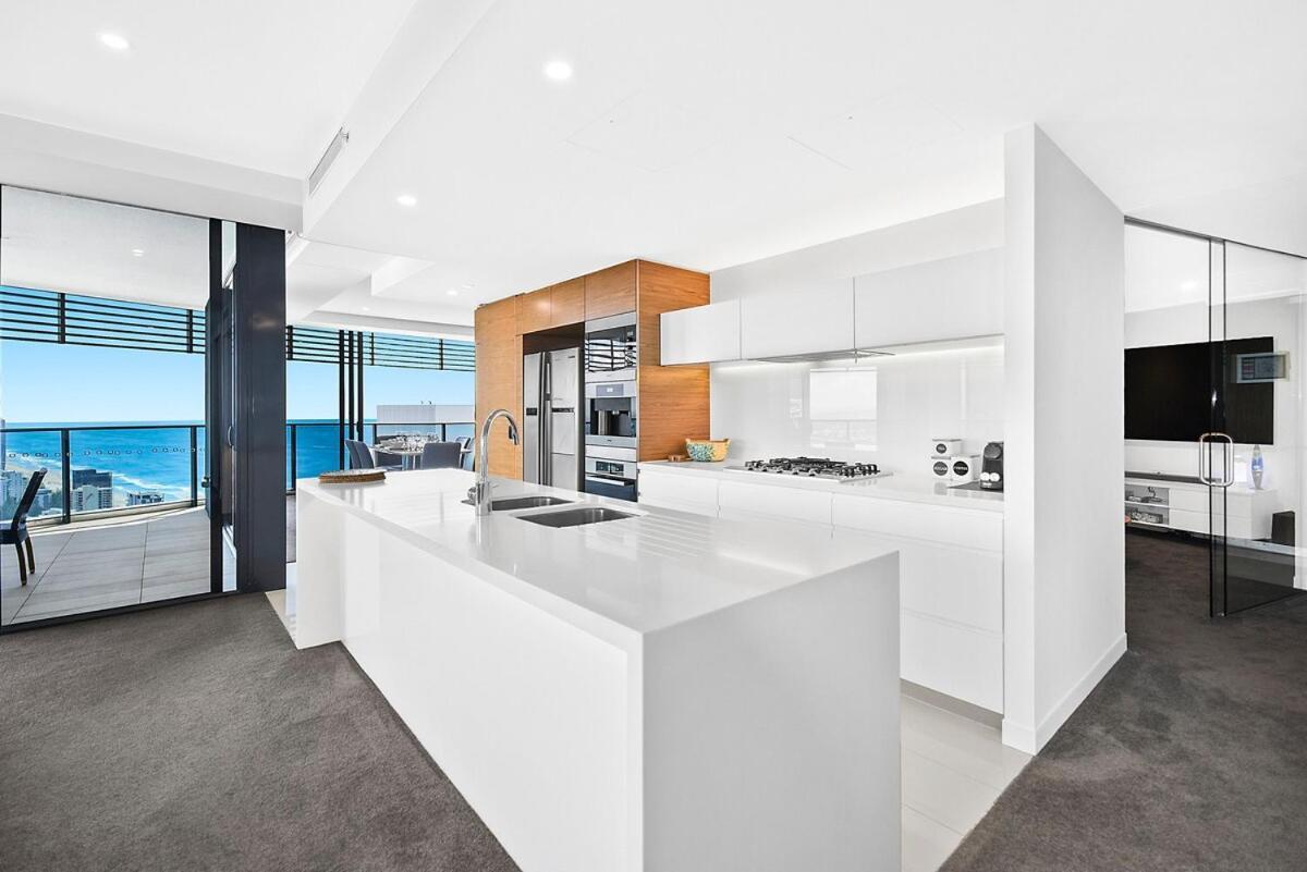 Luxe Skyhome At Oracle 14401 * Gold Coast
