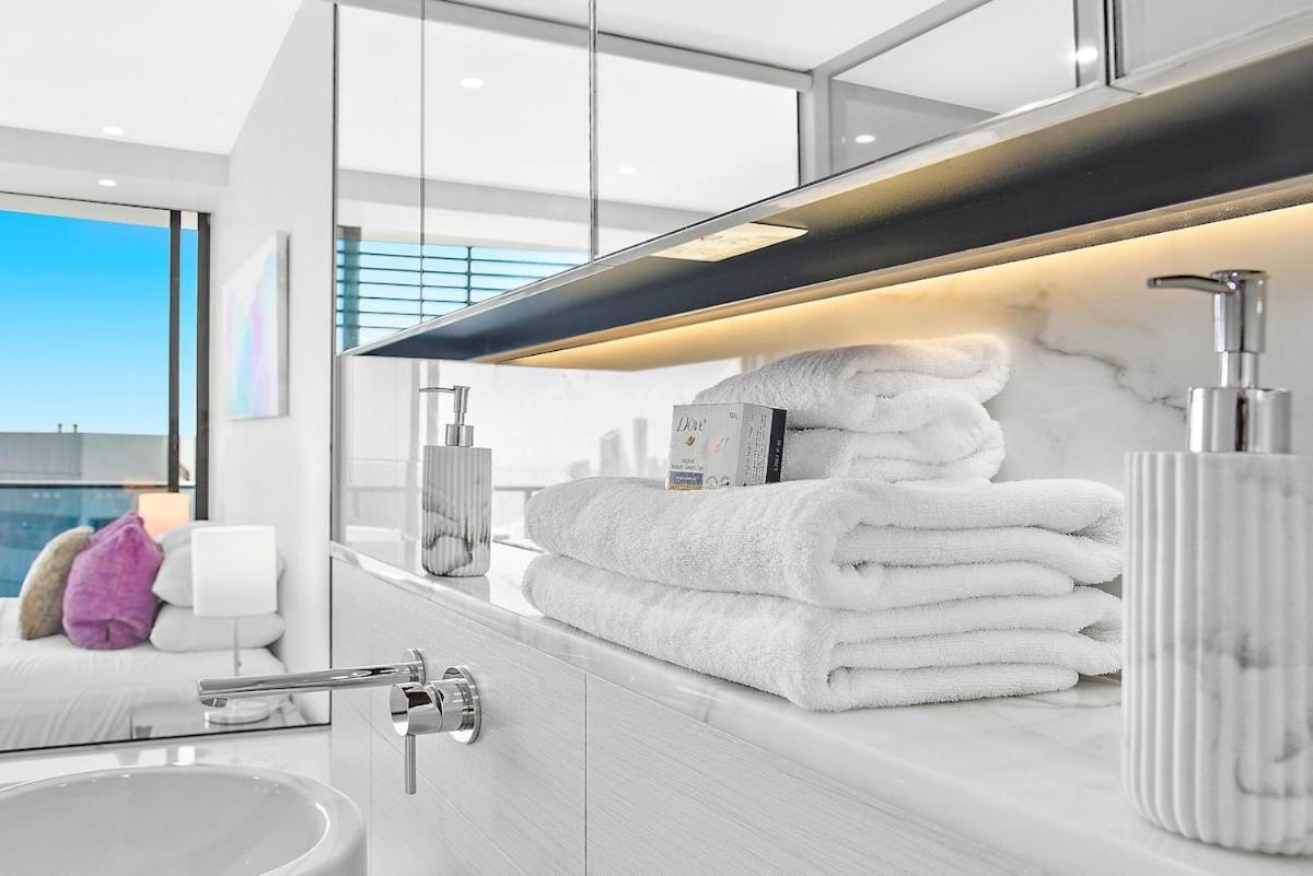 Luxe Skyhome At Oracle 14401 Apartment *
