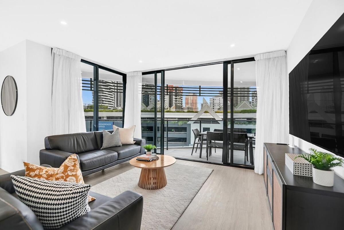 Side Sunset At Oracle 10501 Apartment Gold Coast