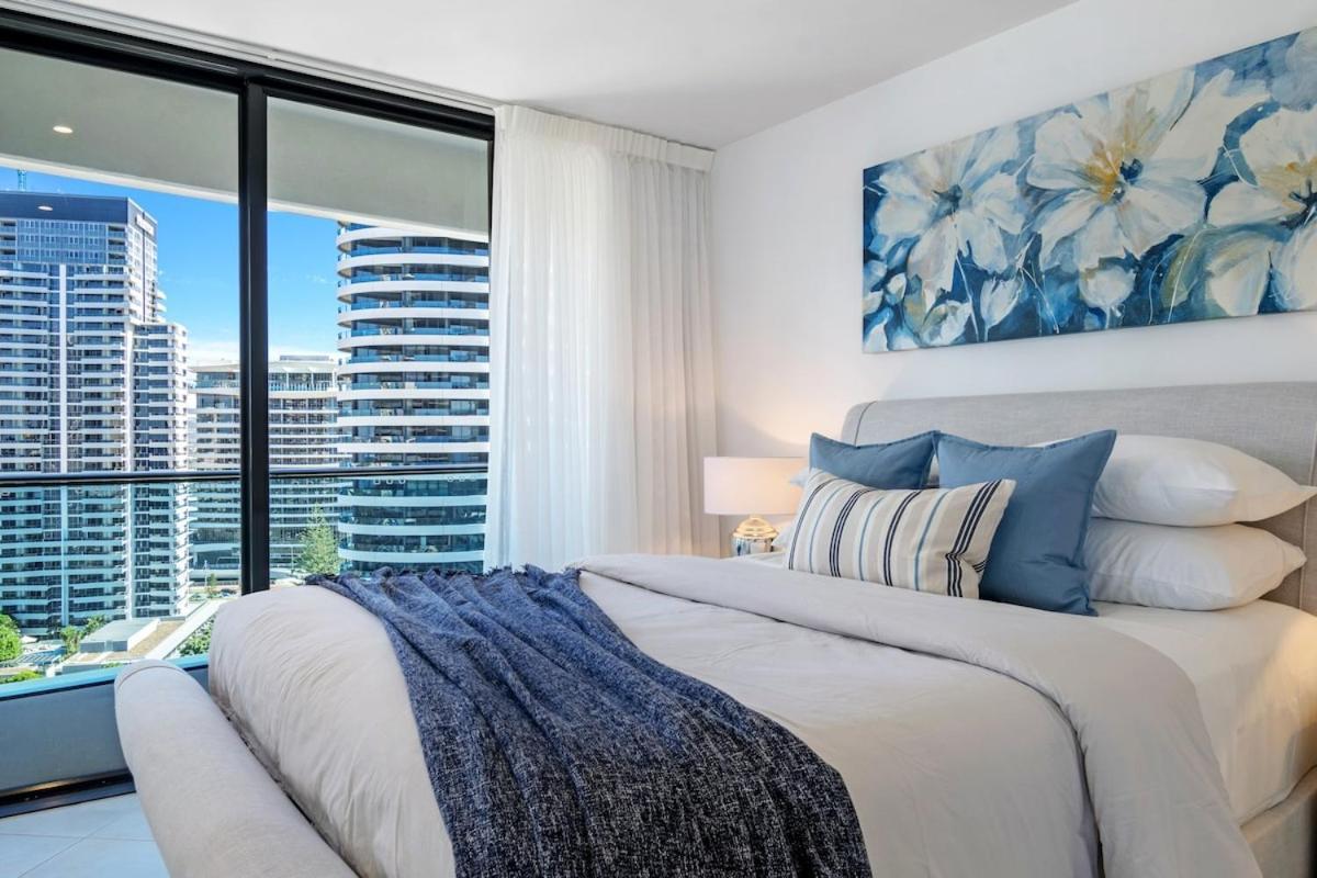 Front Haven At Oracle 11407 Apartment