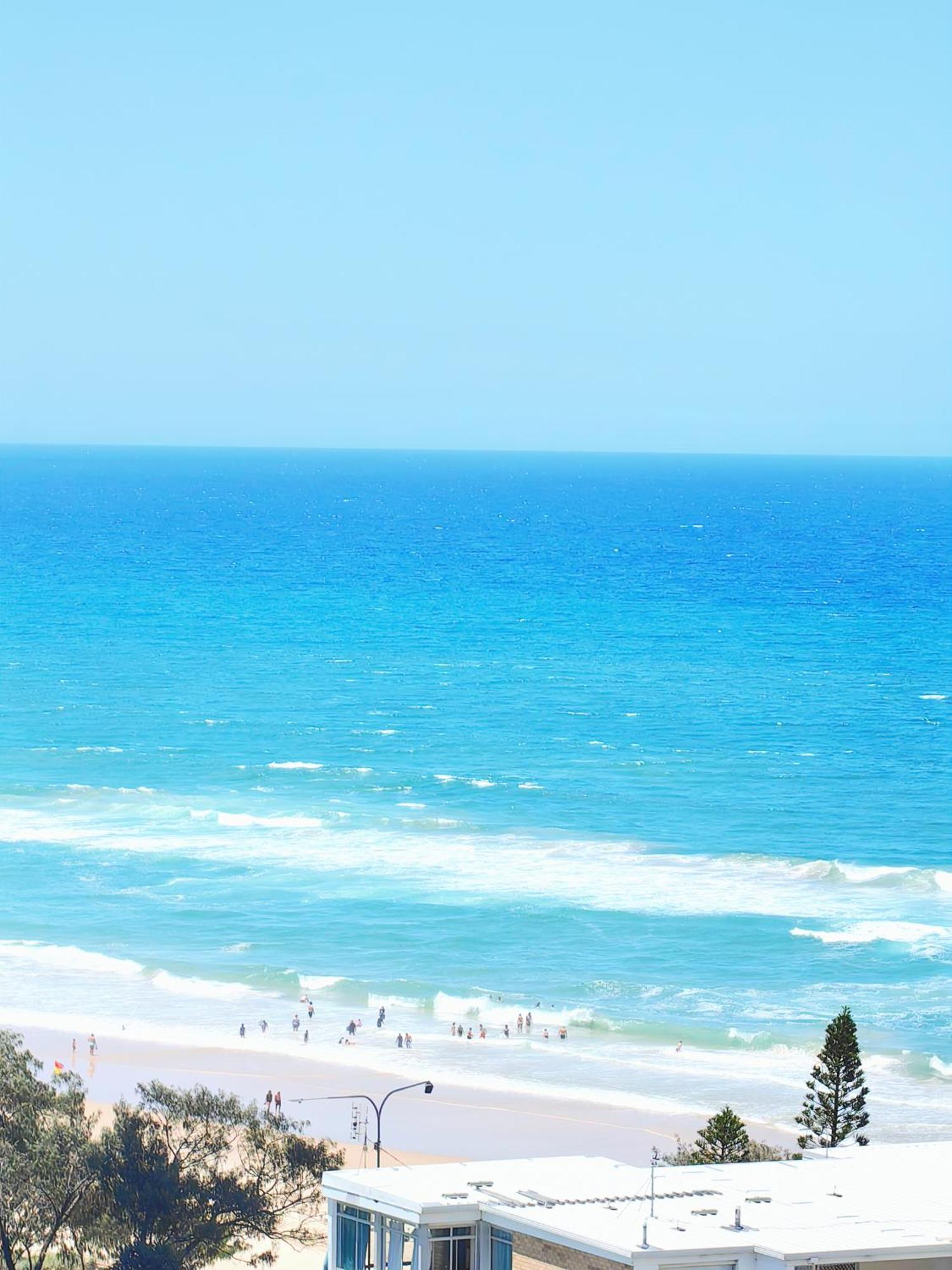 Apartment Luxury Escape! Amazing Ocean View Location Get To Everything