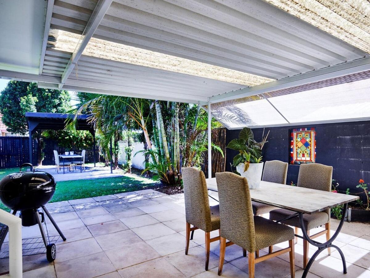 Paradise Point 2 Bedroom Holiday home Gold Coast