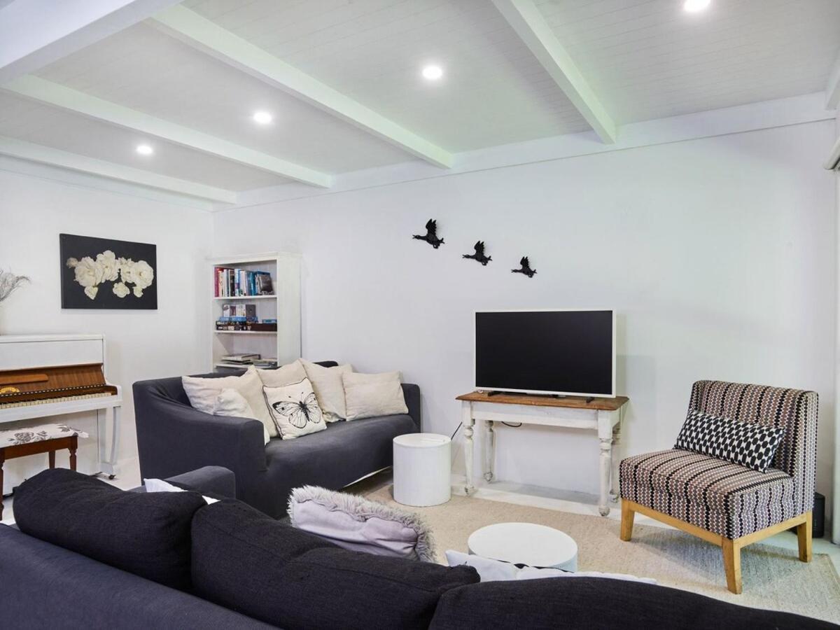 Paradise Point 2 Bedroom *