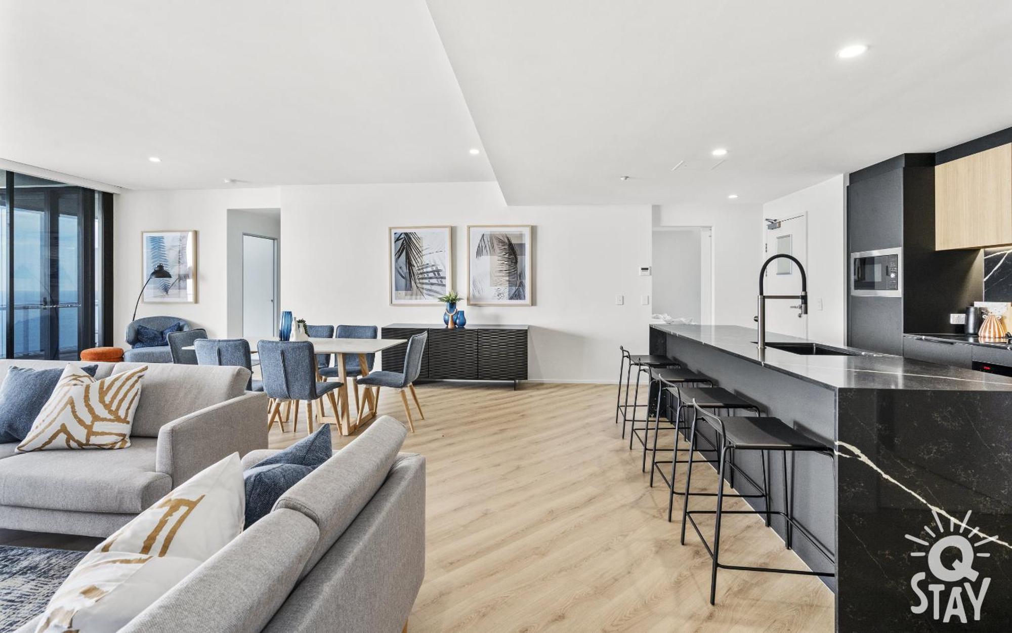 Circle On Cavill - Qstay Apartment *