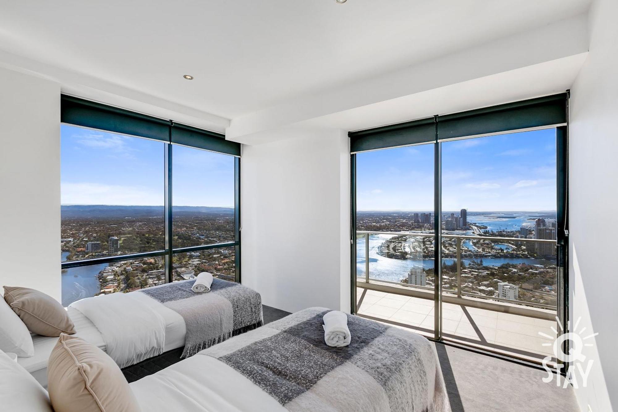 Apartment Circle On Cavill - Qstay Gold Coast