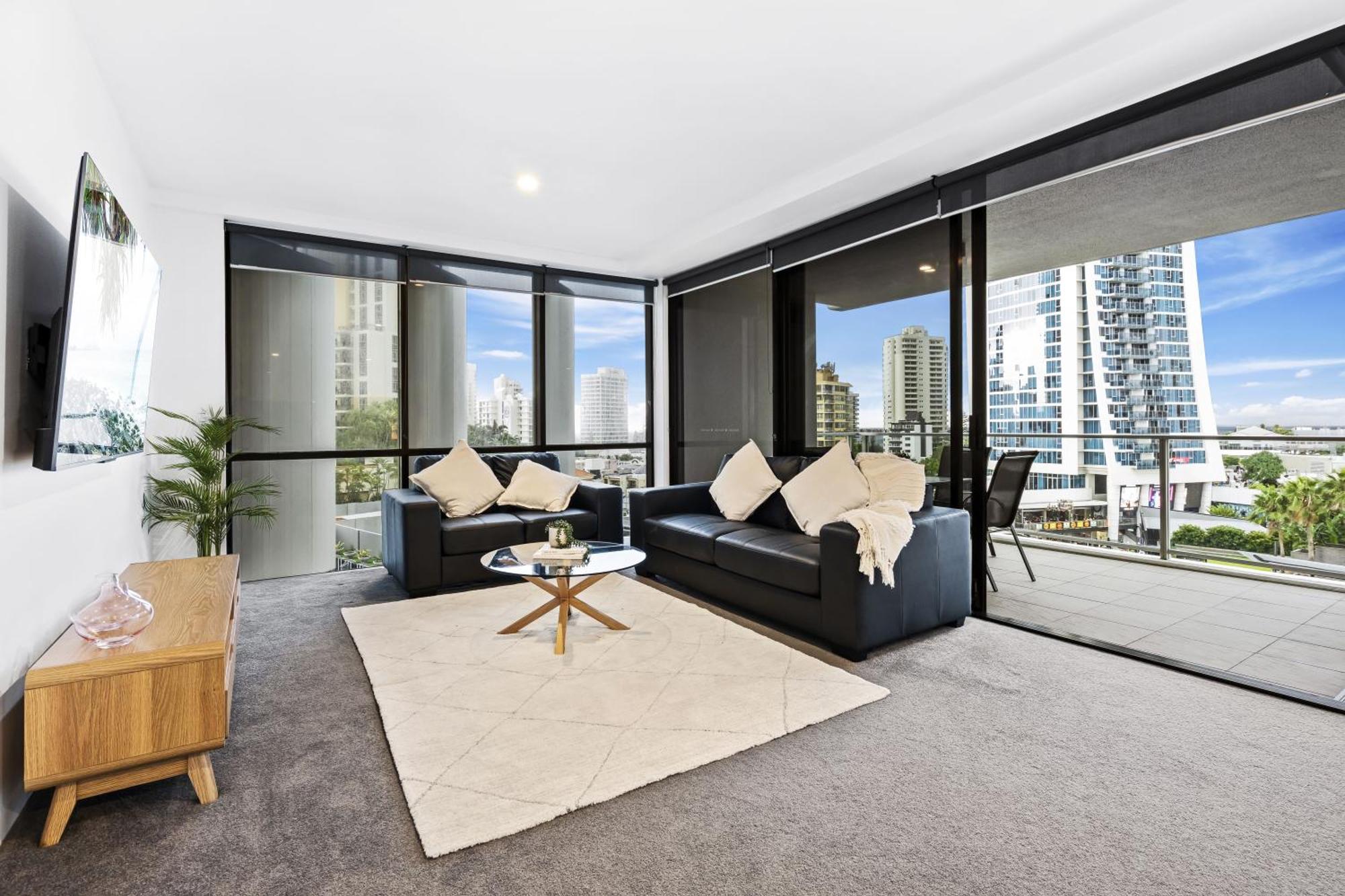 Apartment Circle On Cavill - Qstay Gold Coast