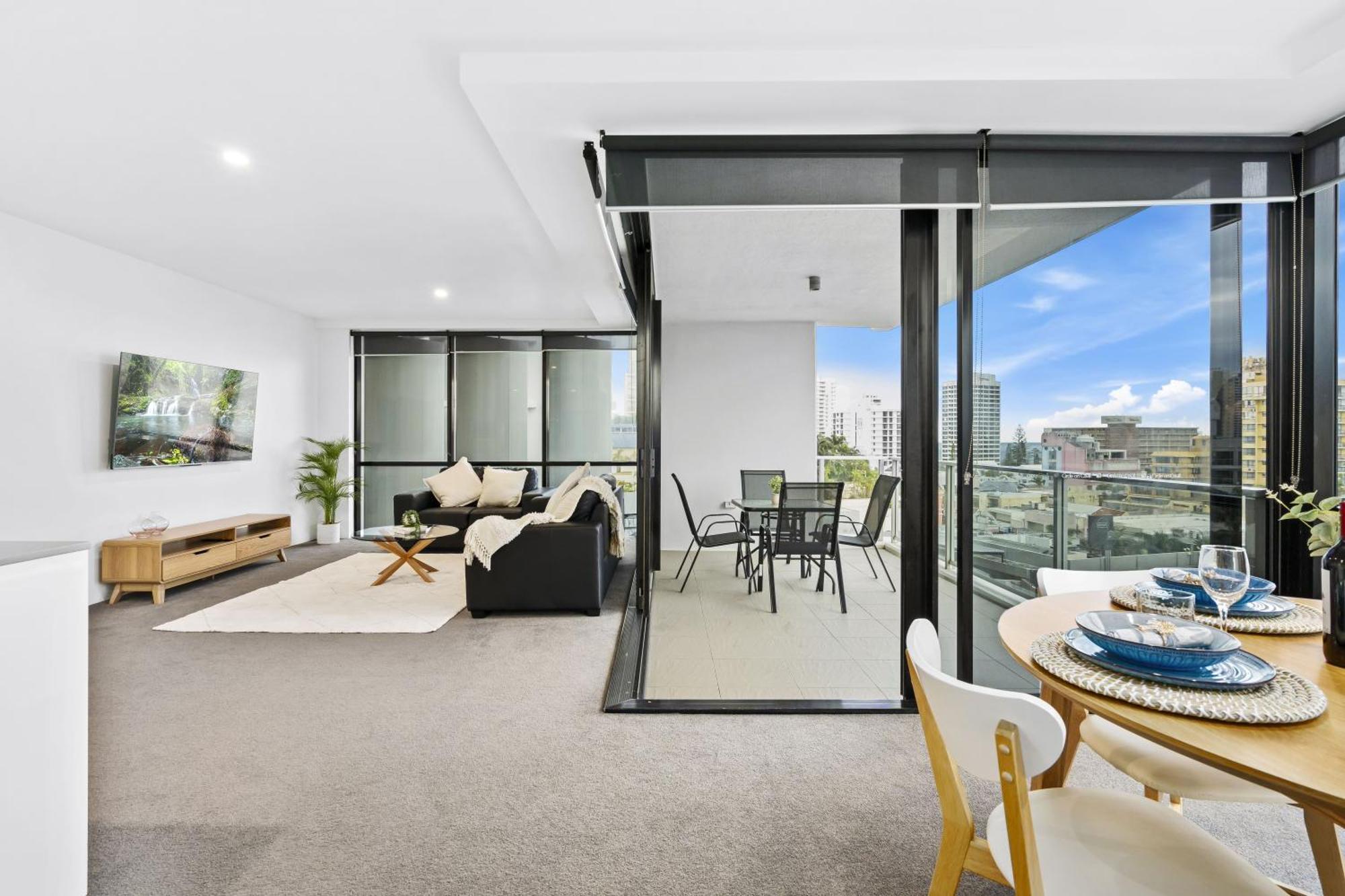 Circle On Cavill - Qstay * Gold Coast