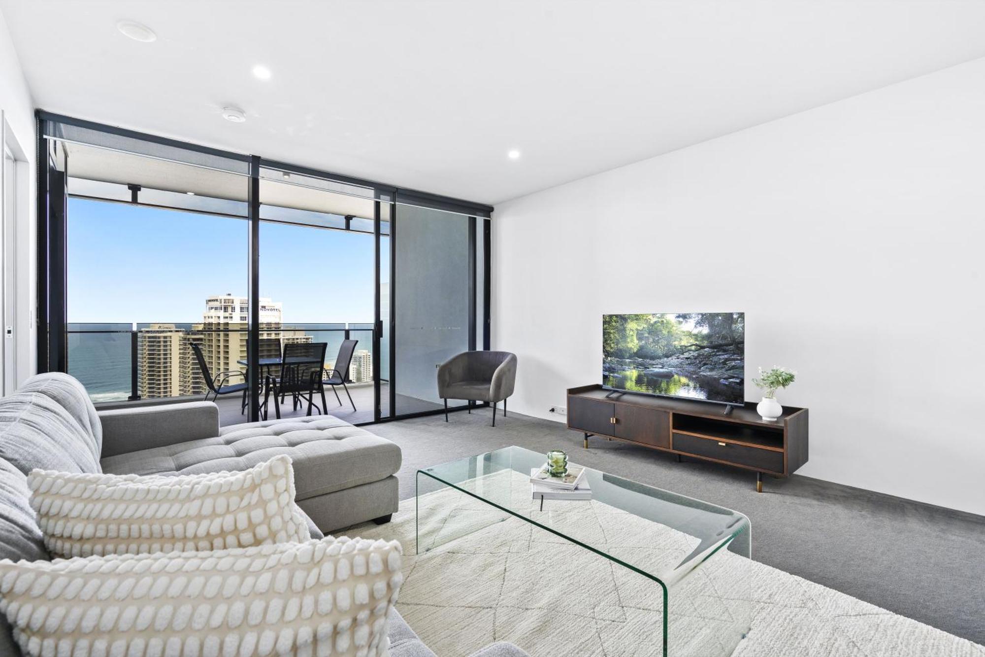 Apartment Circle On Cavill - Qstay *