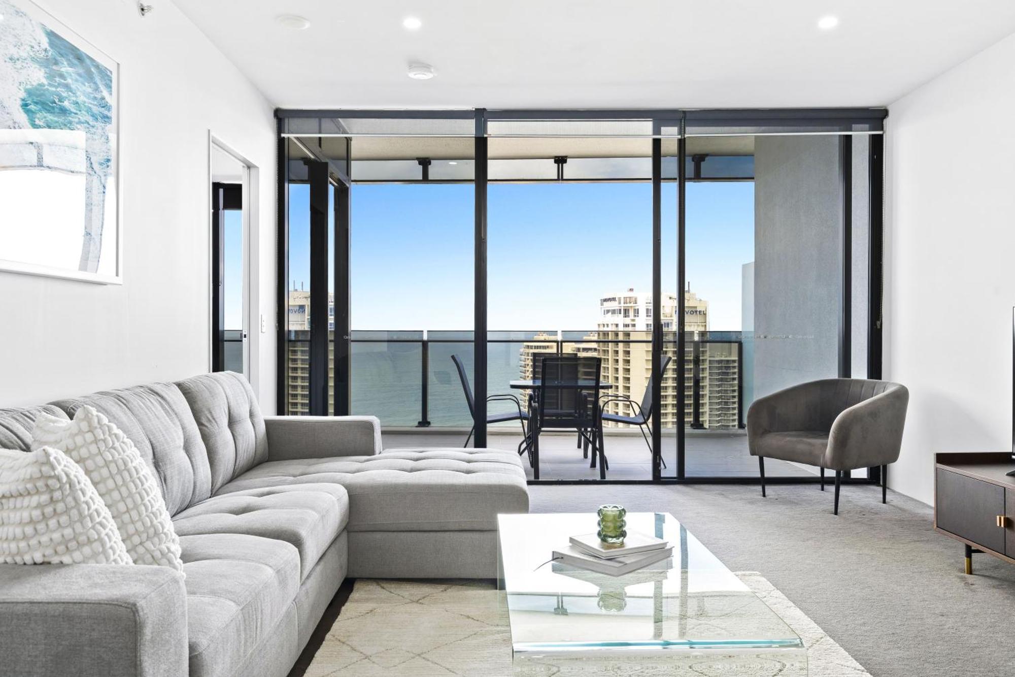 Apartment Circle On Cavill - Qstay Gold Coast