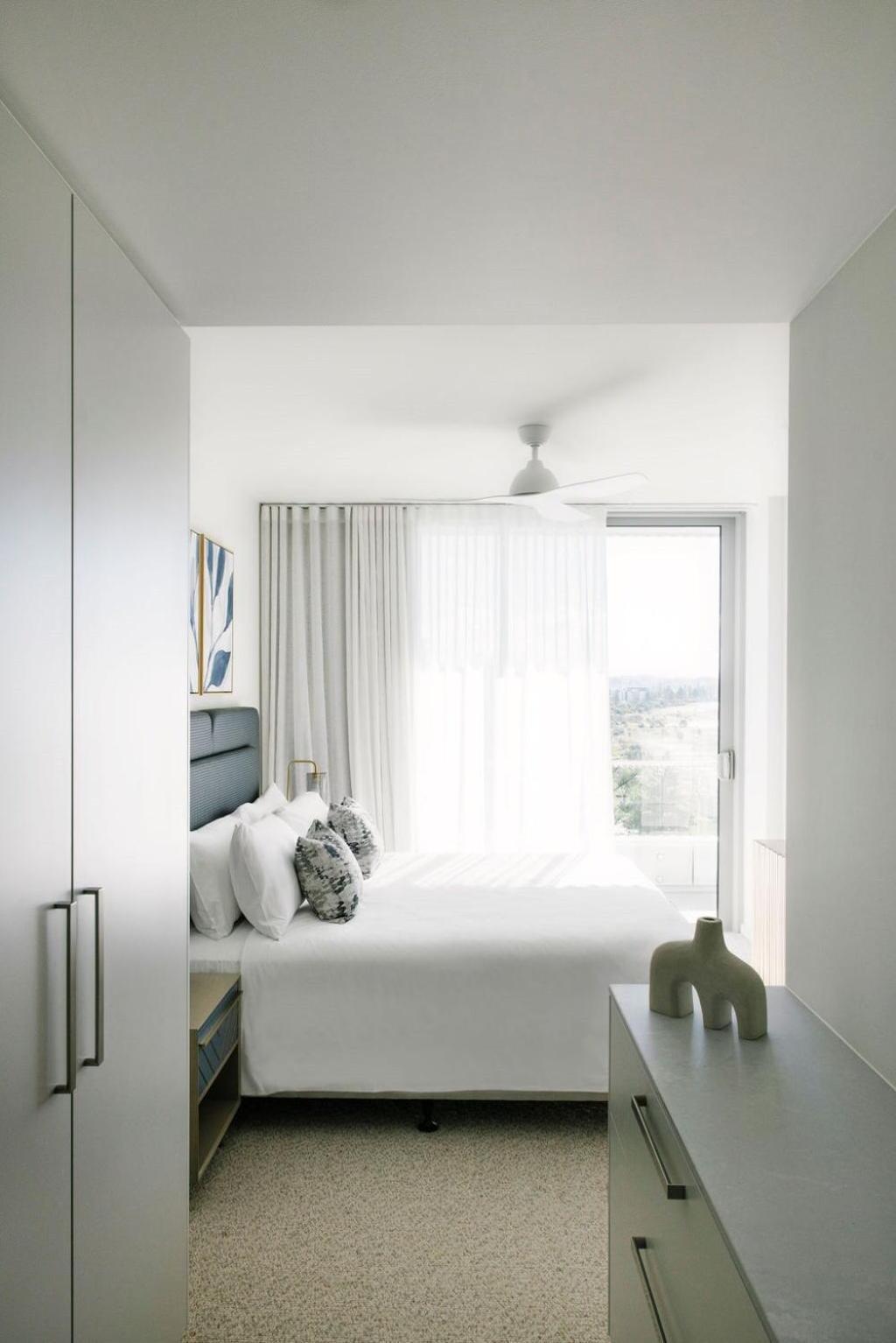 Kirra Point Aparthotel