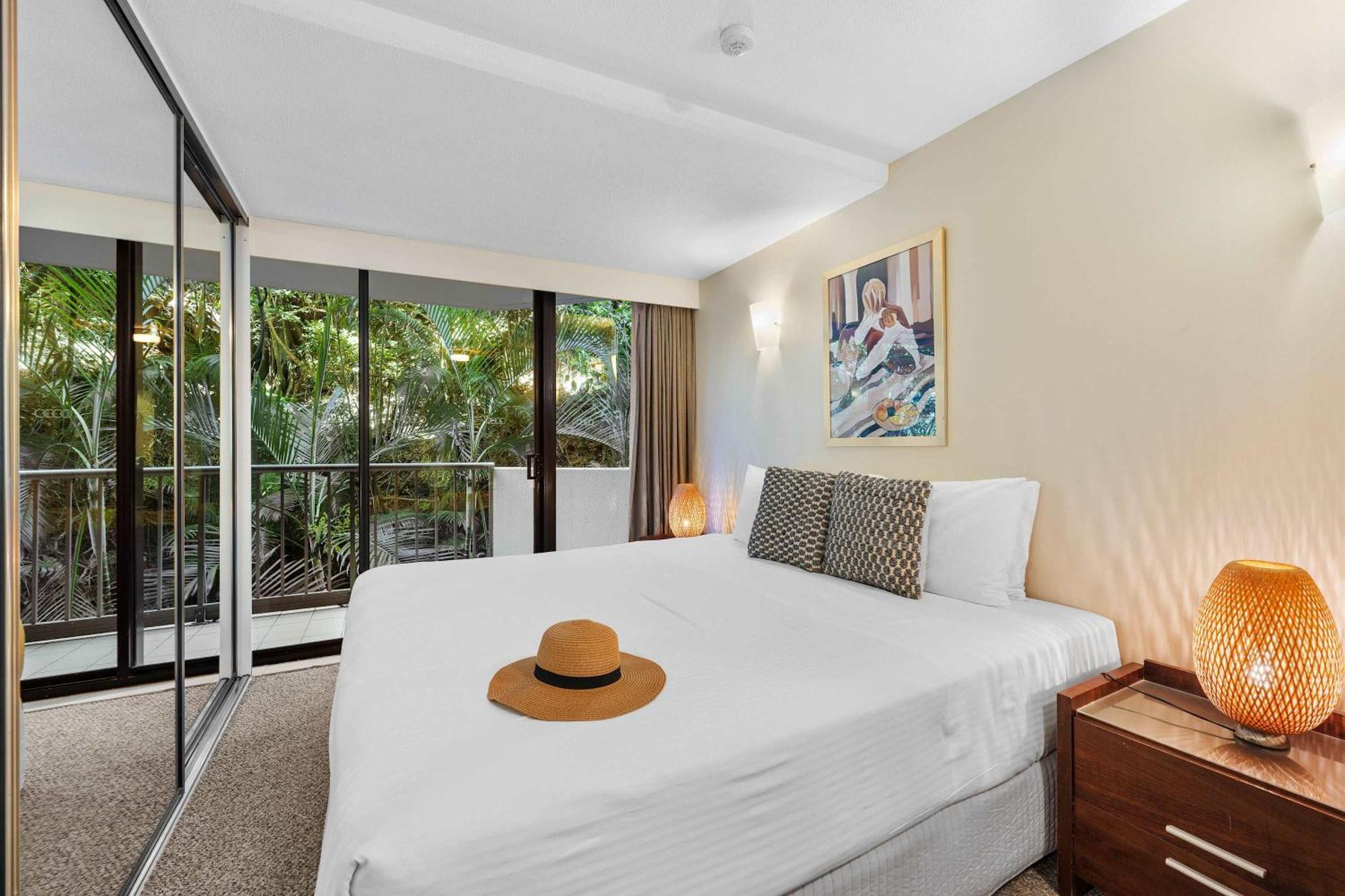 The Rocks Unit 3d Gold Coast