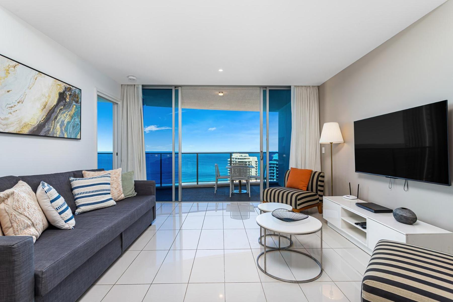 Paradise Living At Hilton With Stunning Ocean View * Gold Coast