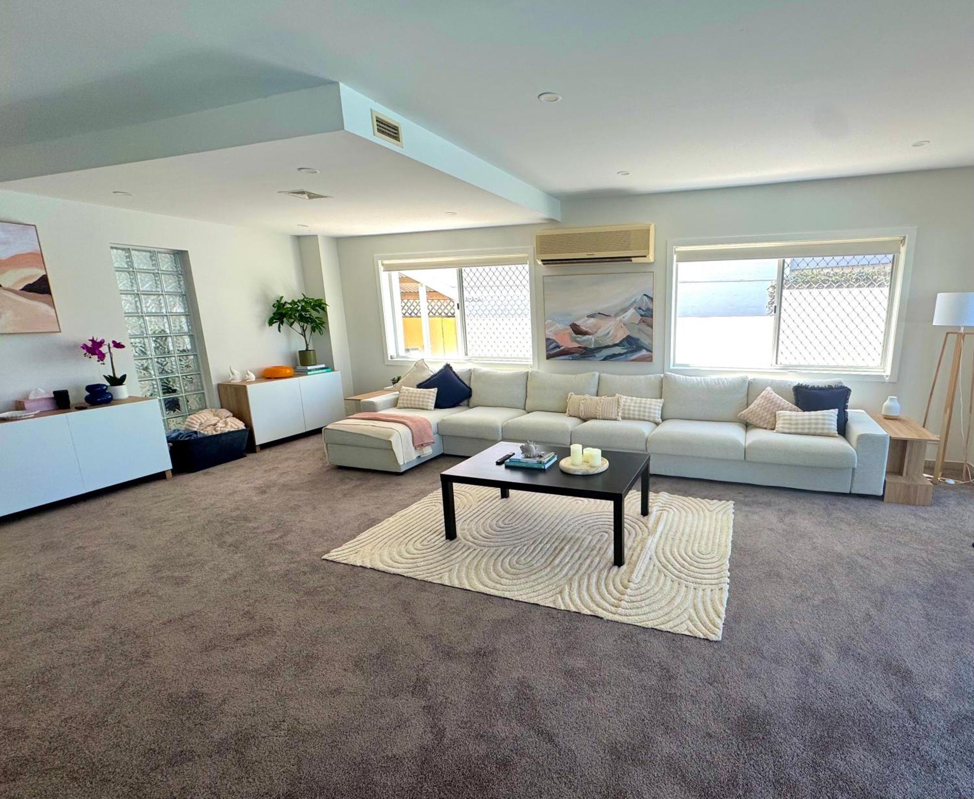 Surfers Paradise Waterfront - Private Pool And Dock Holiday home *