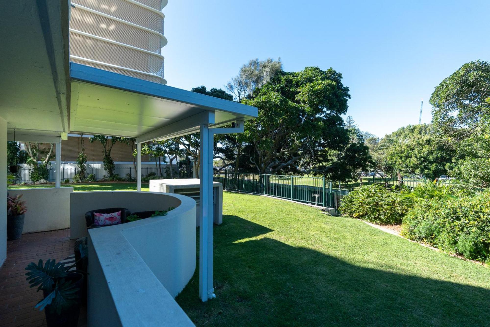 Beachside Beauty At Burleigh Pavilion! Apartment *