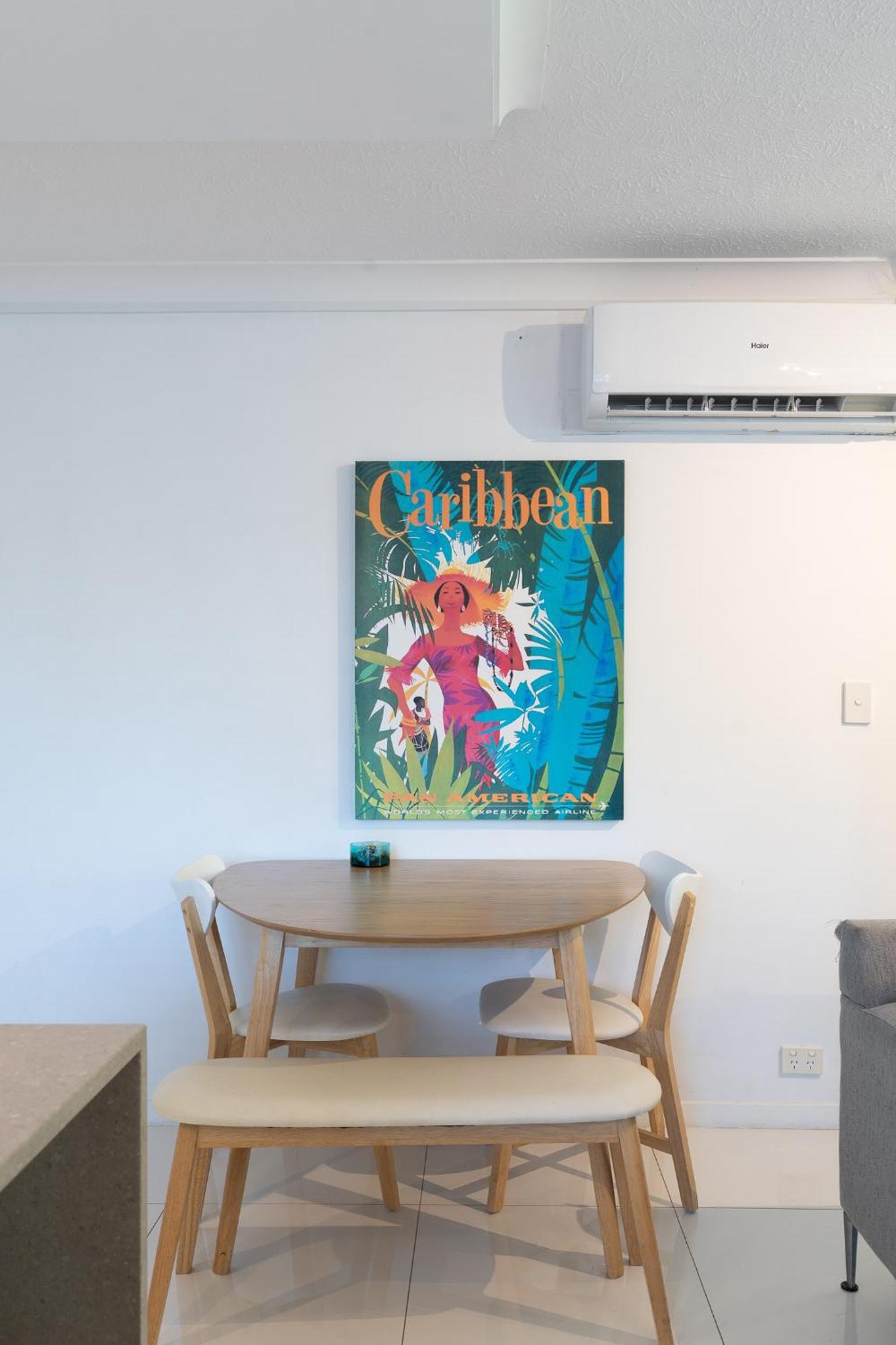 Beachside Beauty At Burleigh Pavilion! Apartment Gold Coast