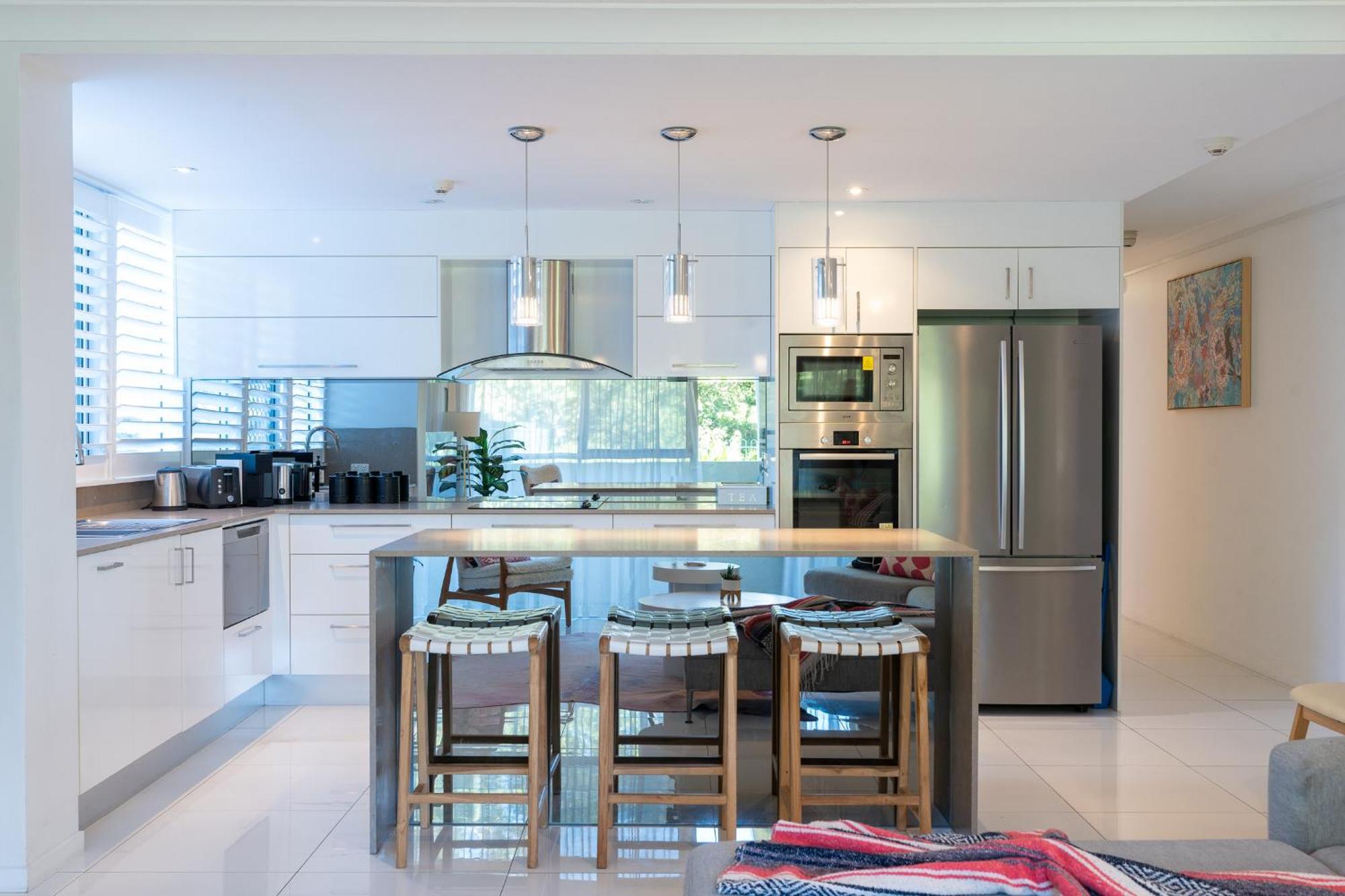 Beachside Beauty At Burleigh Pavilion! * Gold Coast