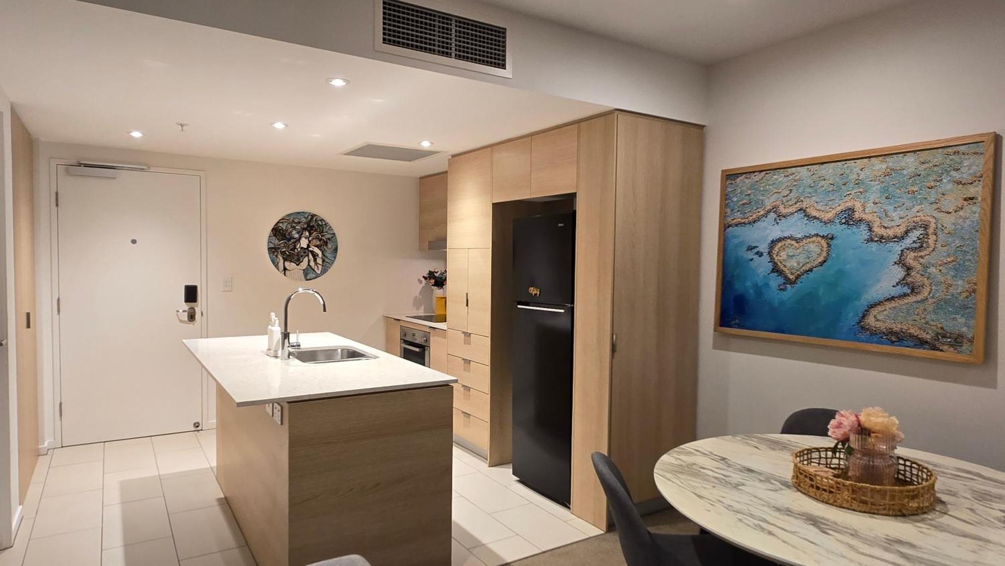Prime Broadbeach Location Wpool Free Onsite Parking