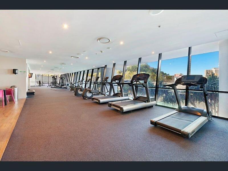 Apartment Circle On Cavill 38th Floor And Views Galore! Gold Coast
