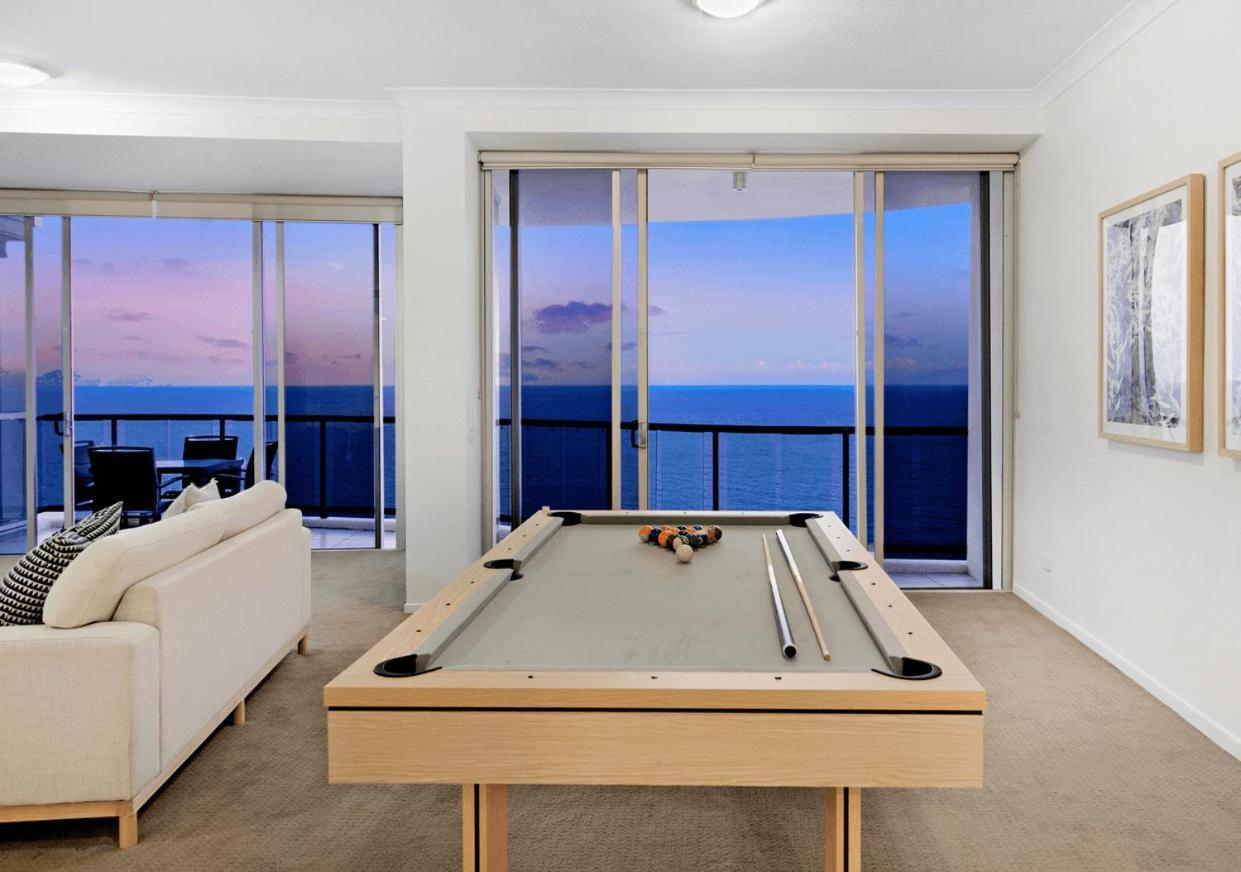 Towers Of Chevron - Private * Gold Coast