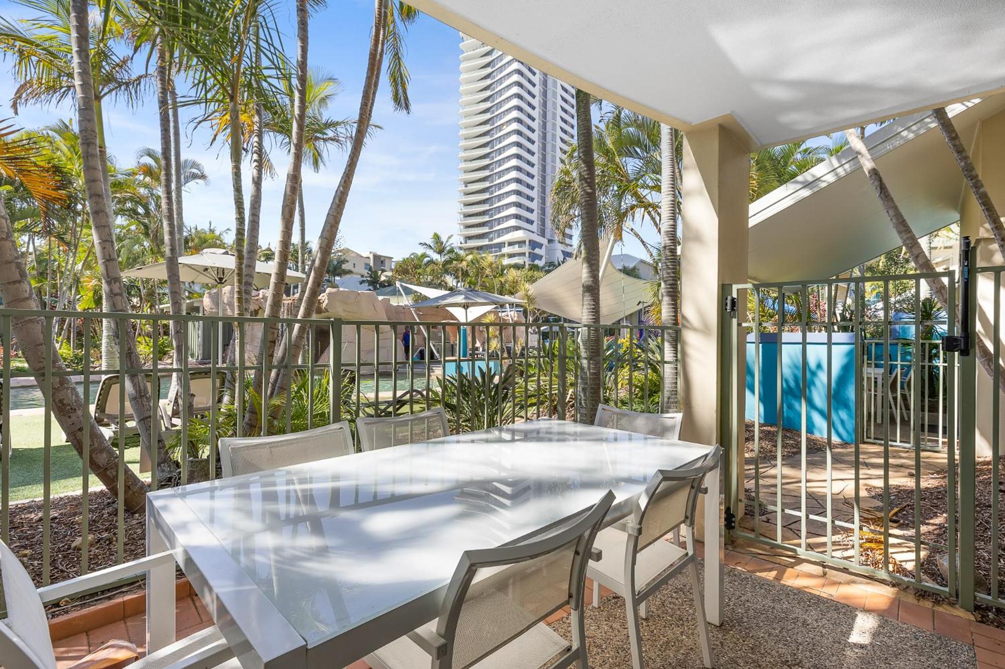 Diamond 48 * Gold Coast