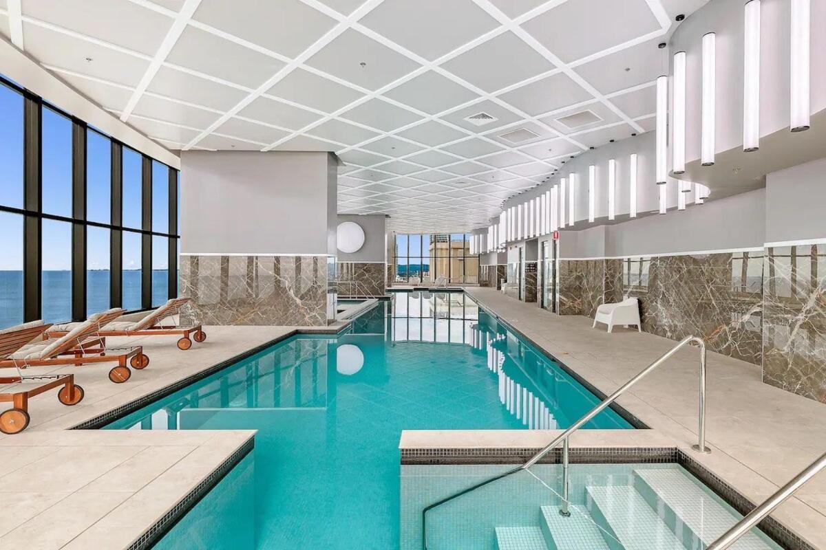 Apartment Sky-high Sanctuary Surfers Paradise