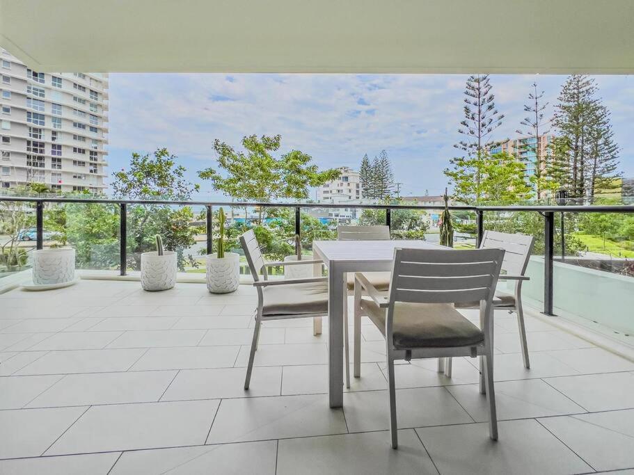 Apartment Palm Luxury Getaway *