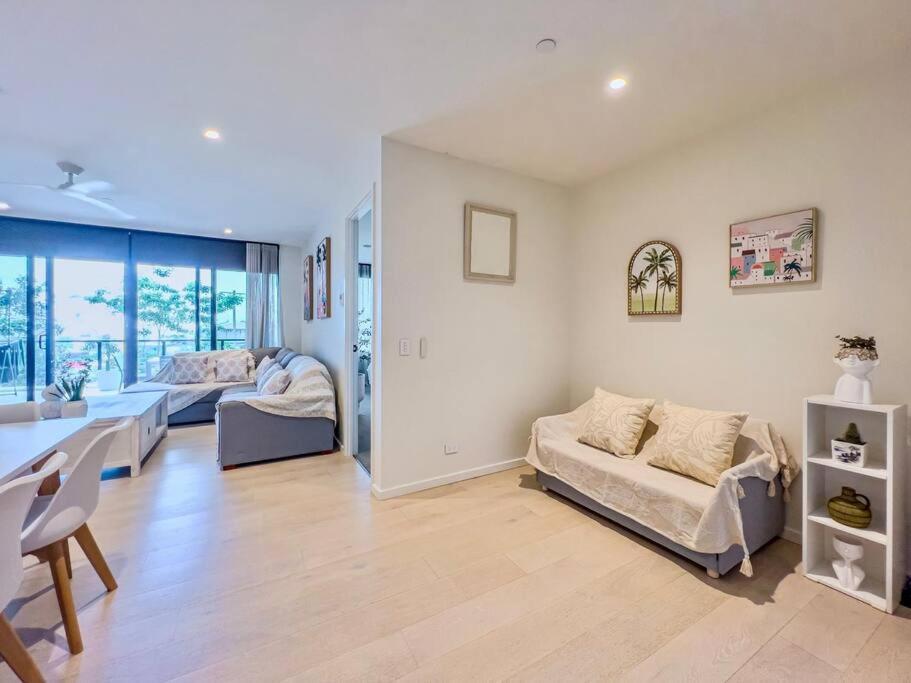 Palm Luxury Getaway * Gold Coast