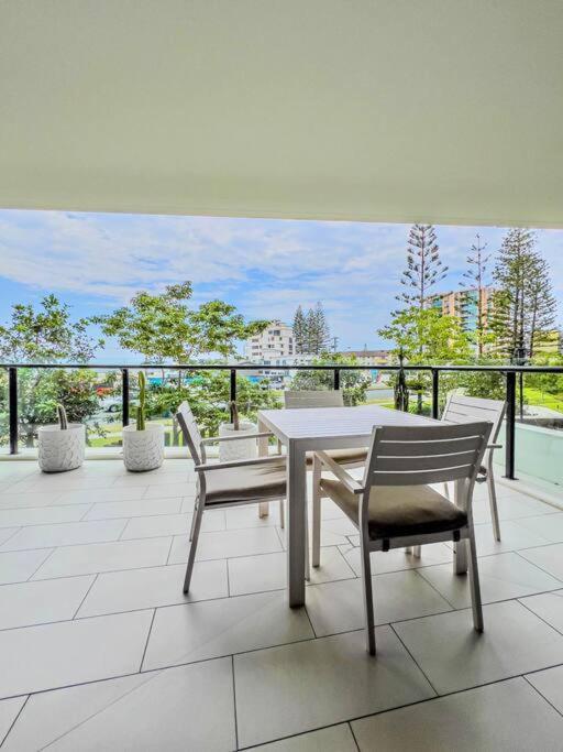 Apartment Palm Luxury Getaway