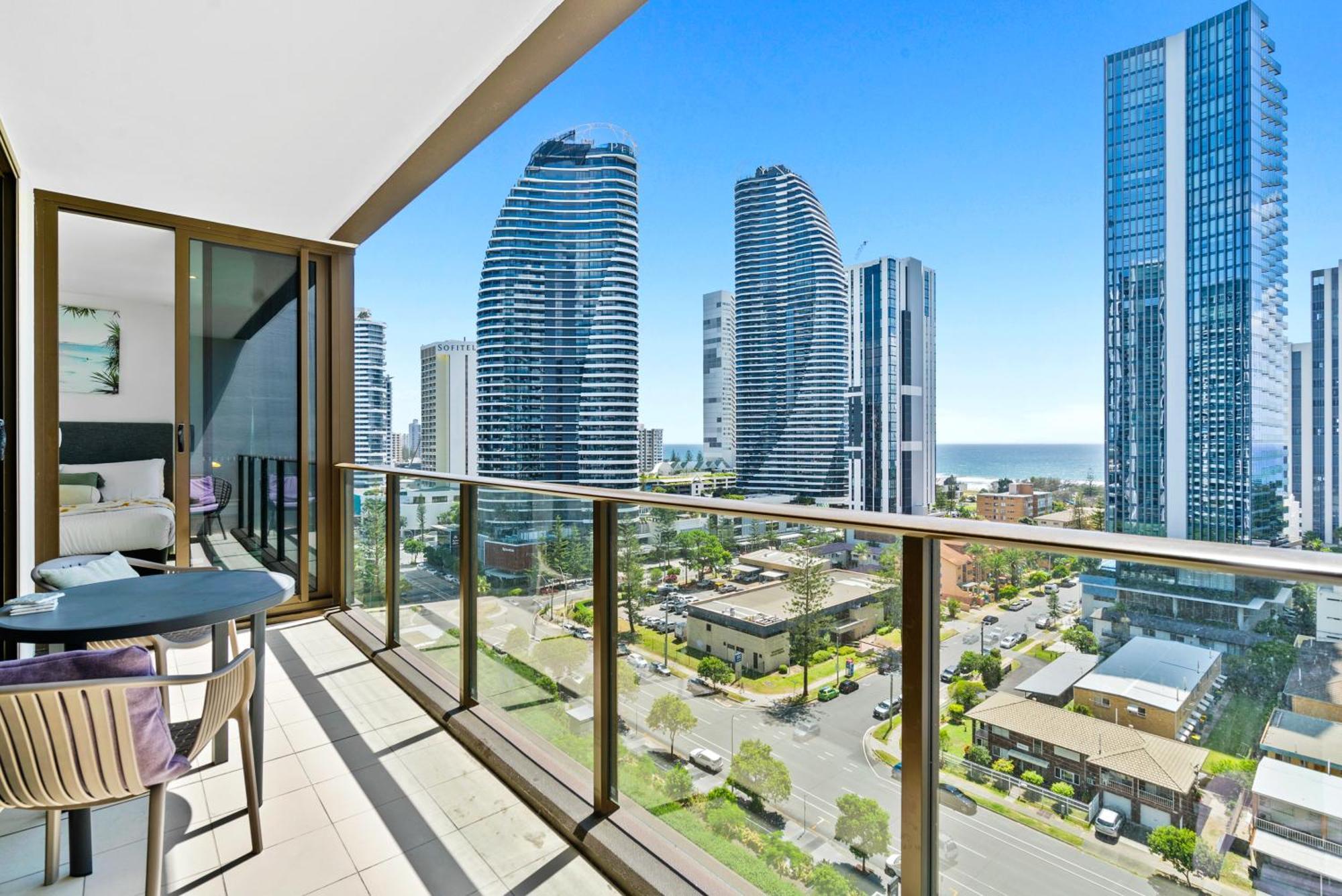 Apartment 'Beachside Glow' Gleaming Getaway On The Gold Coast Gold Coast