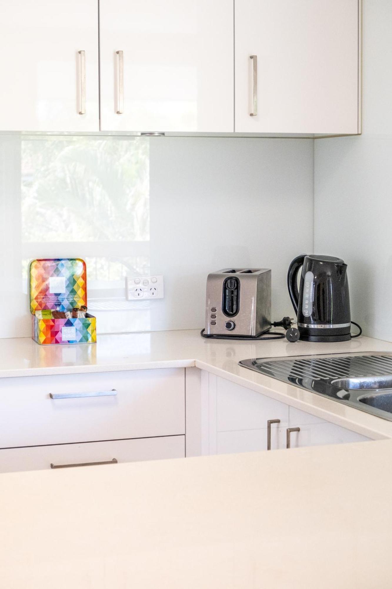 Sunbury Broadbeach Gold Coast