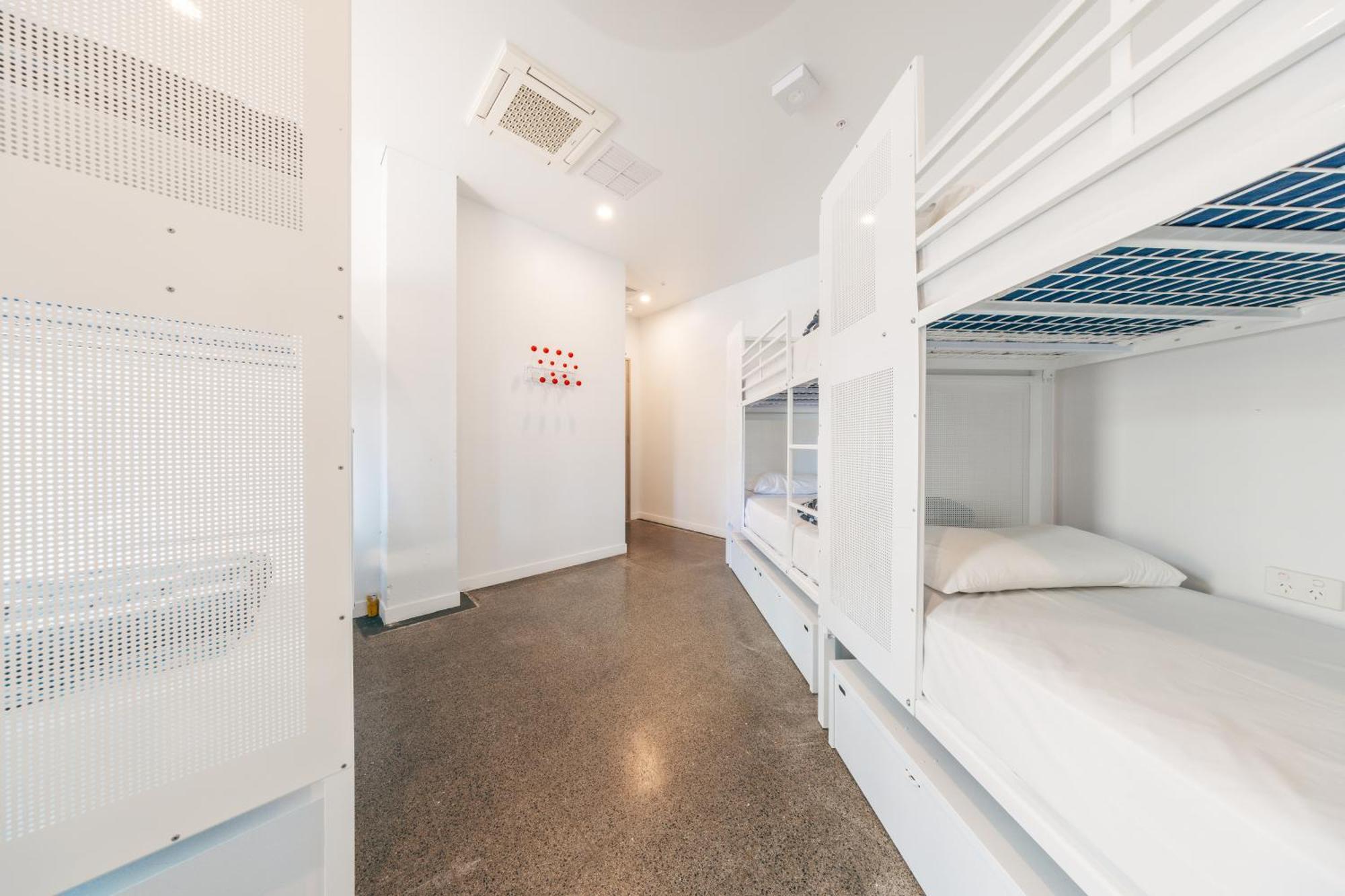 Maze Backpackers - Hostel Gold Coast