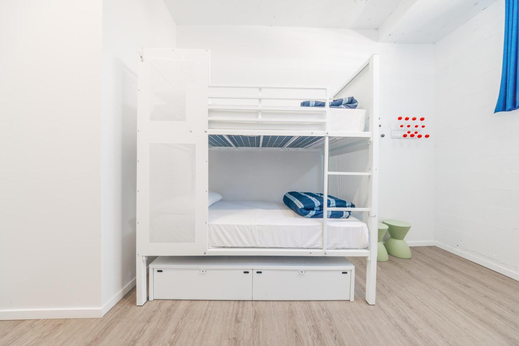 Hostel Maze Backpackers - Gold Coast