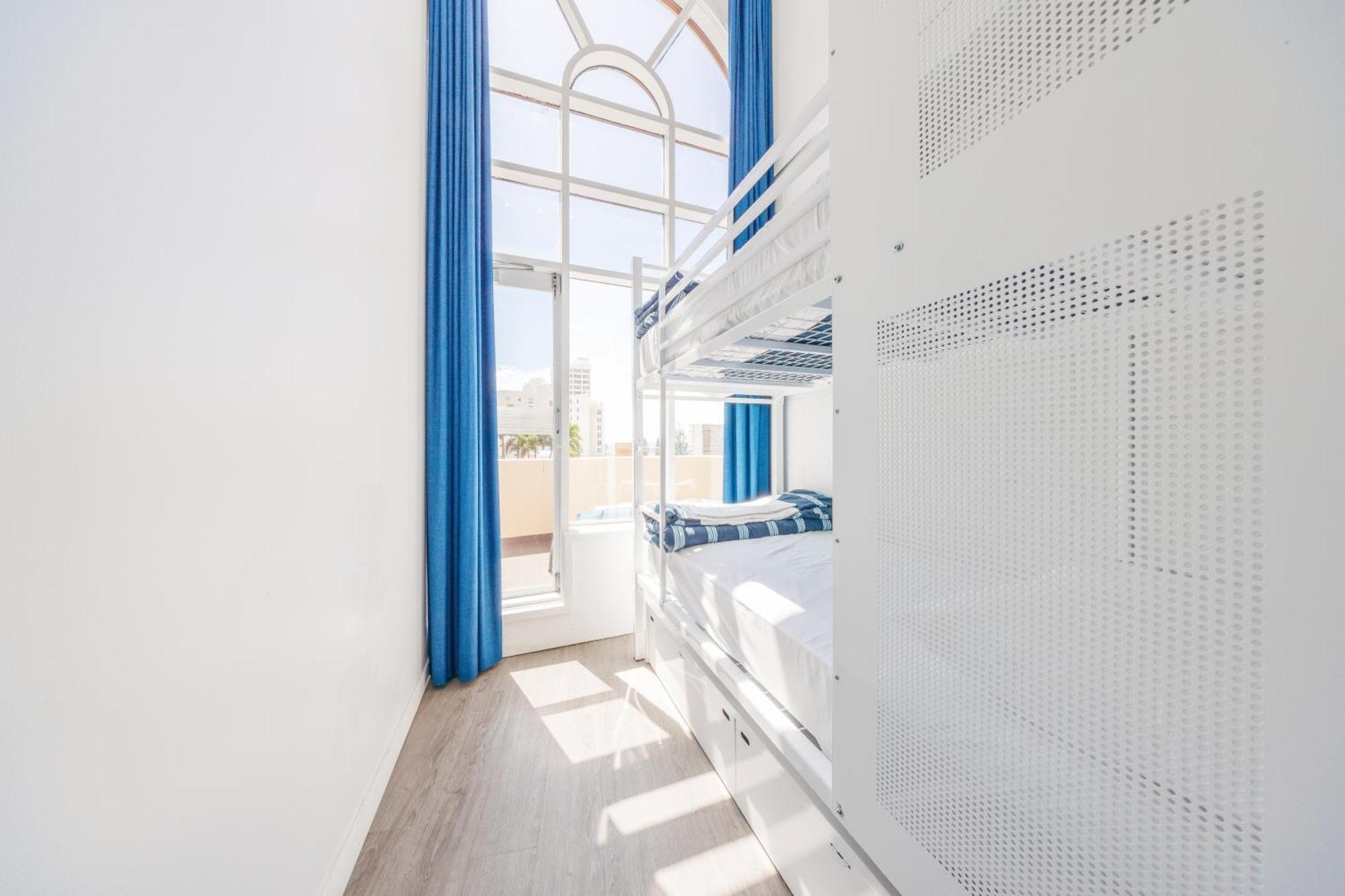 Hostel Maze Backpackers - Gold Coast