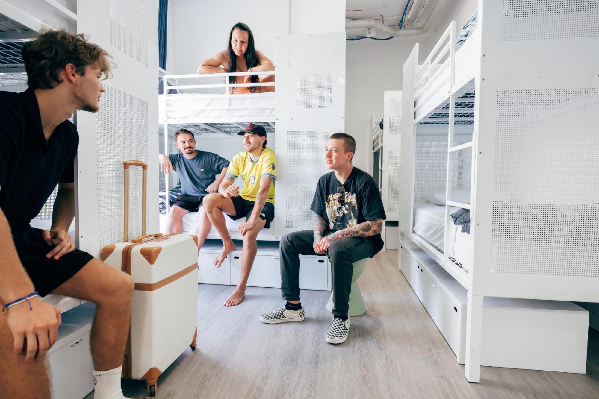 Maze Backpackers - Hostel