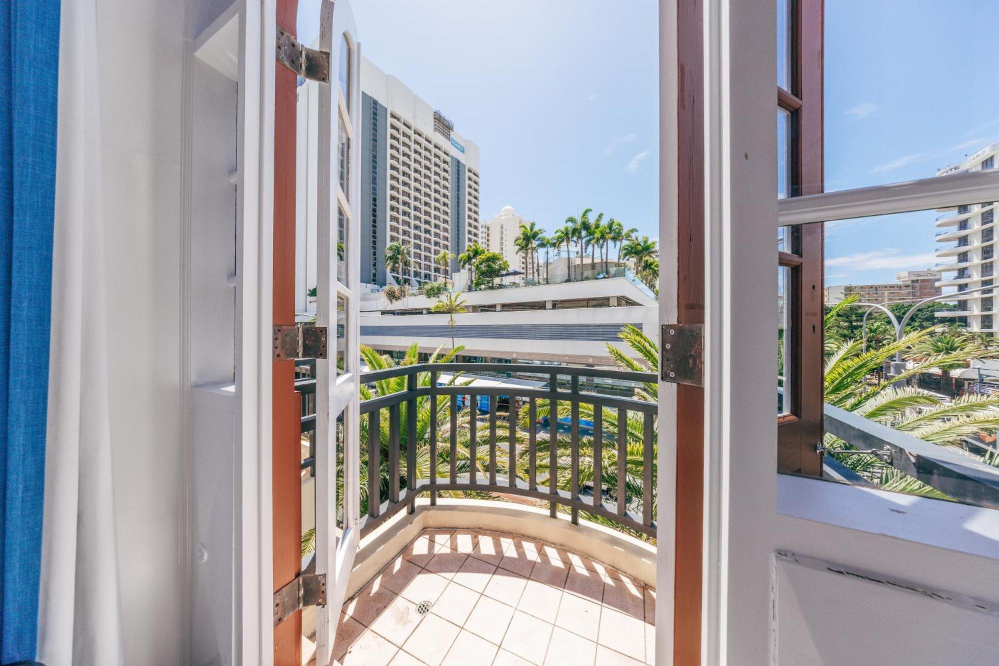 Maze Backpackers - Hostel Gold Coast