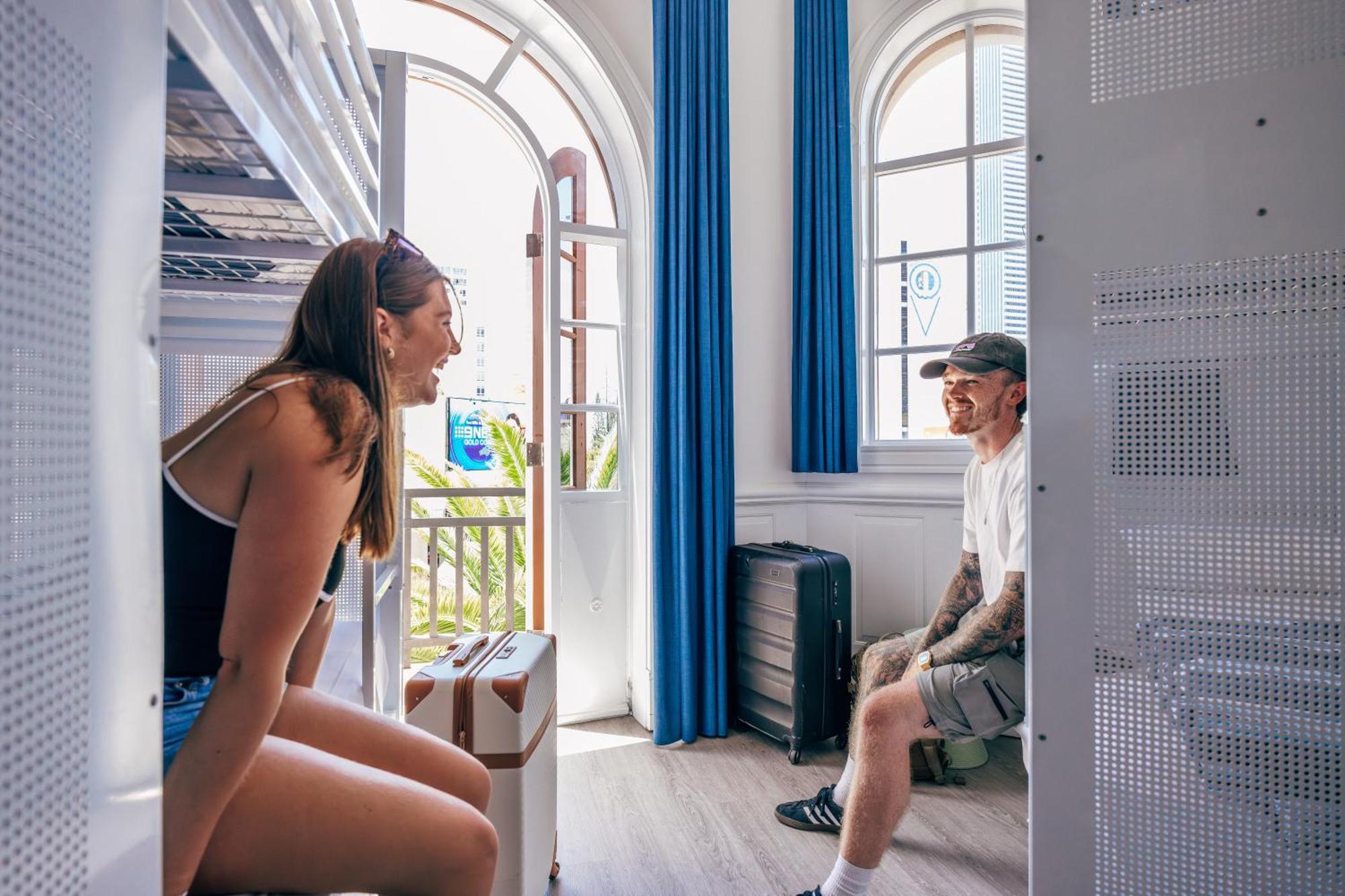 Maze Backpackers - Hostel *