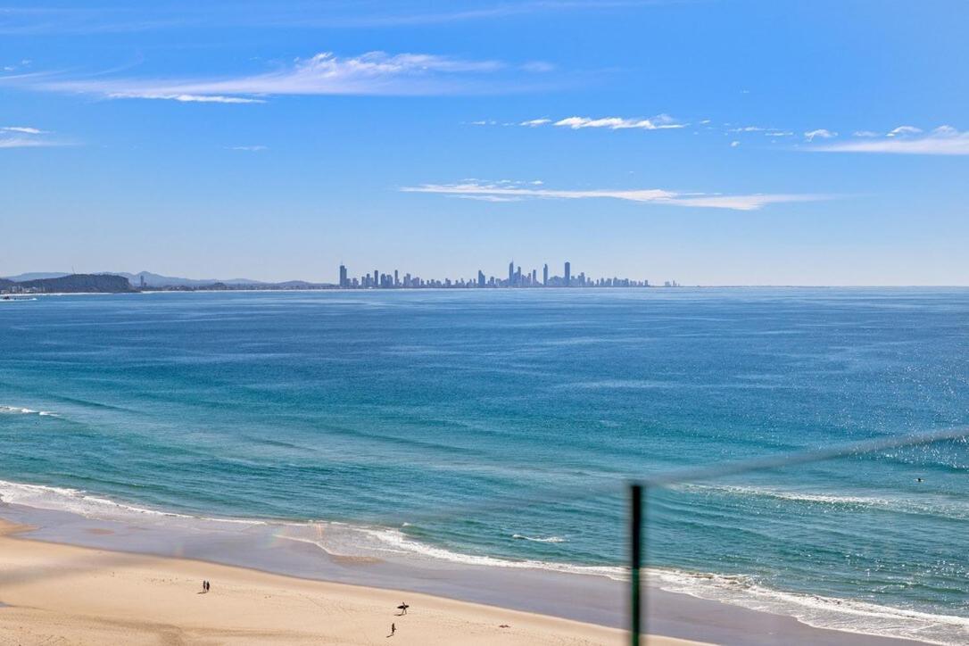 Apartment Beachfront Escape Kirra Ocean Views Sleeps 6