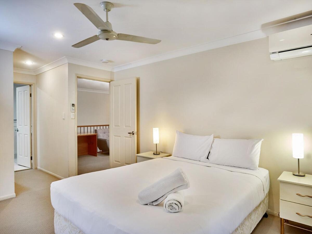Villa Chic Double Story Entire In
