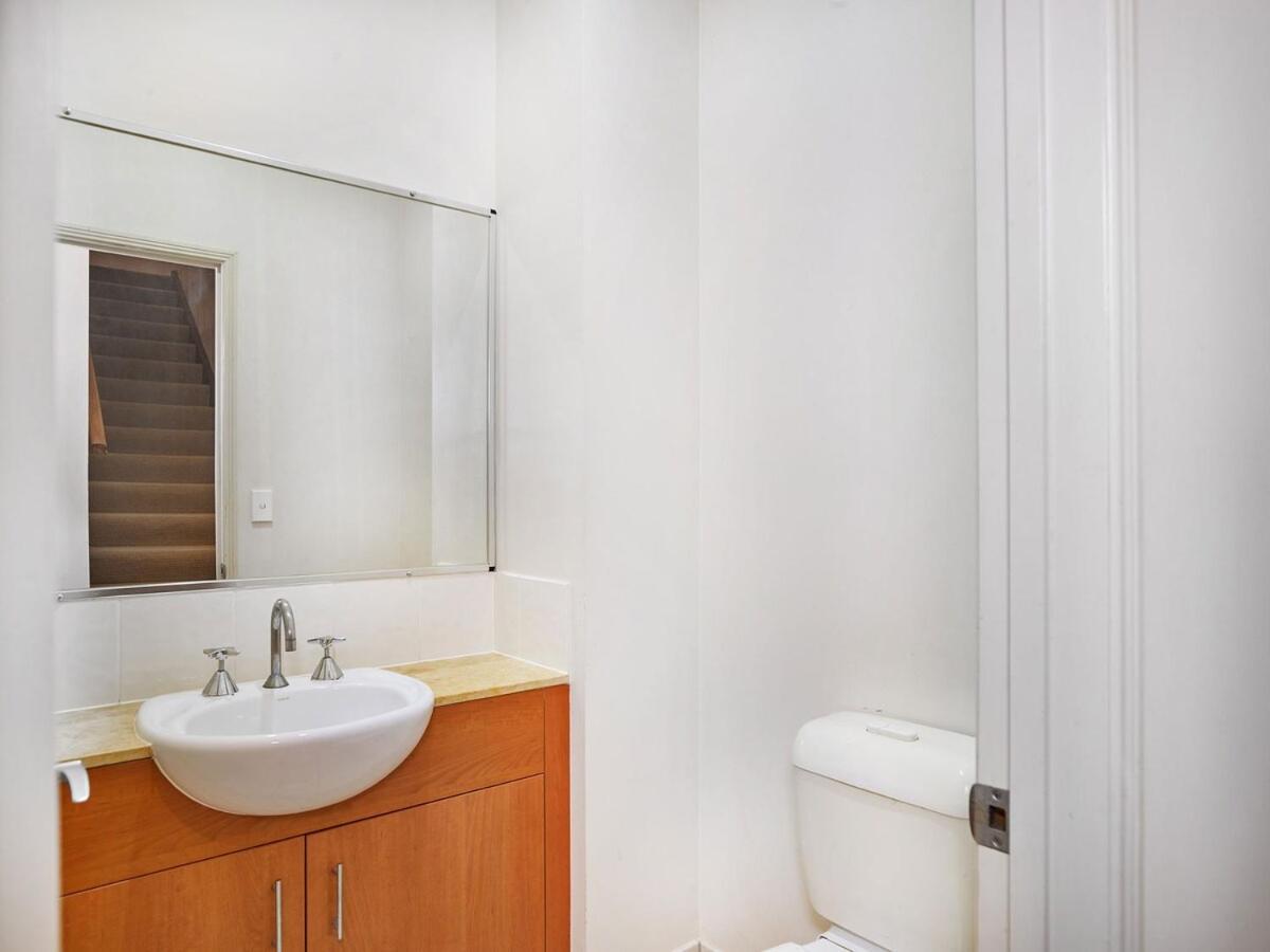 Chic Double Story Entire In Villa *