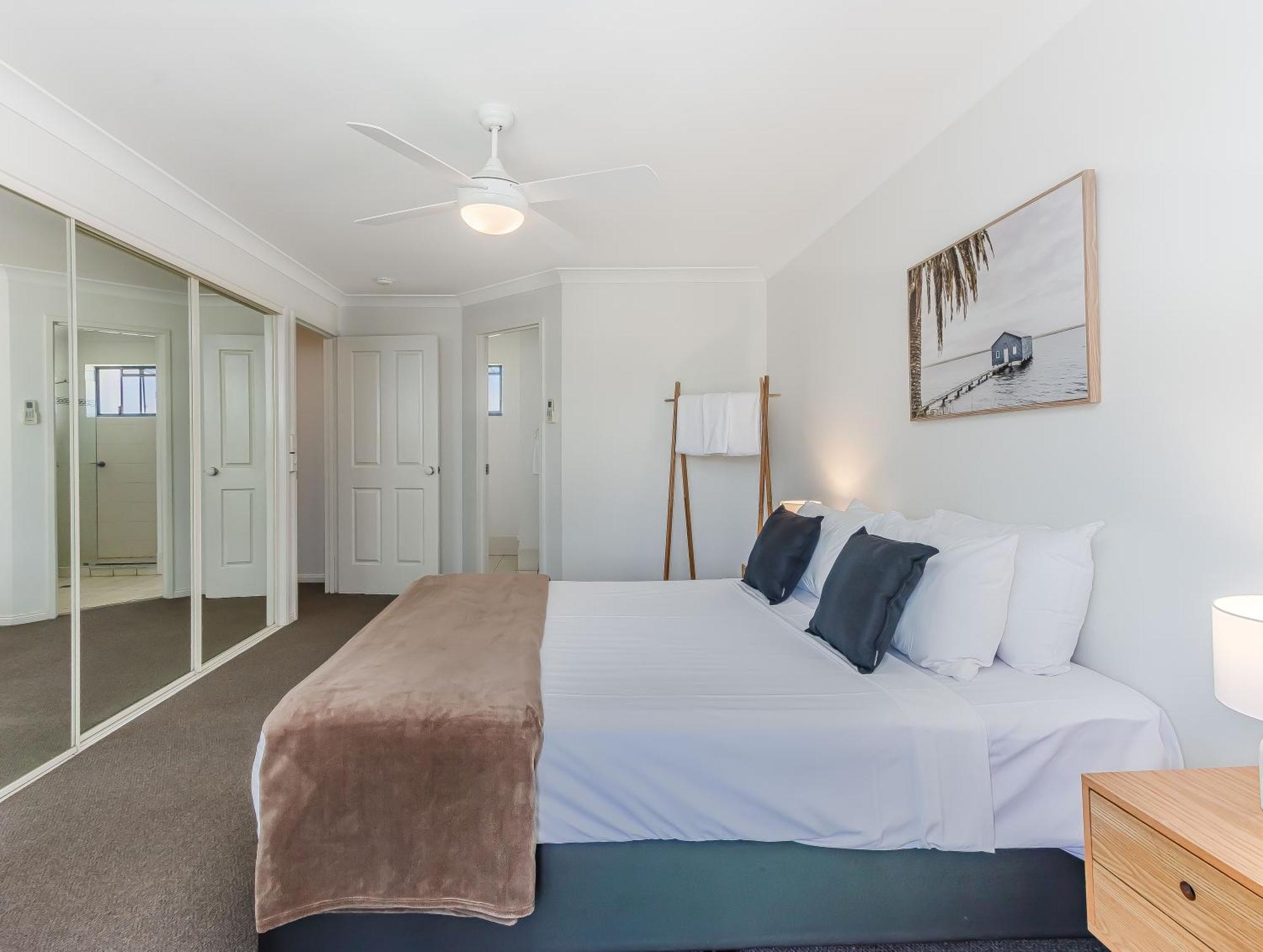 Aparthotel Bella Mare Coolangatta Beachside 4*